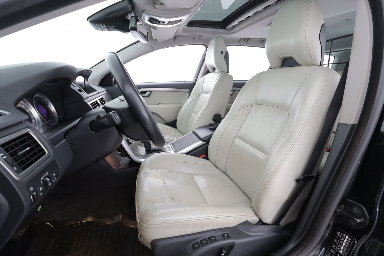 Volvo XC70 2013 D5 AWD Summum aut * Adapt. Vak. / Webasto / Koukku / Muistipenkki / Xenon / Blis / P.tutkat / Kattoluukku * - Juuri katsastettu! / Suomi-auto / Kahdet renkaat