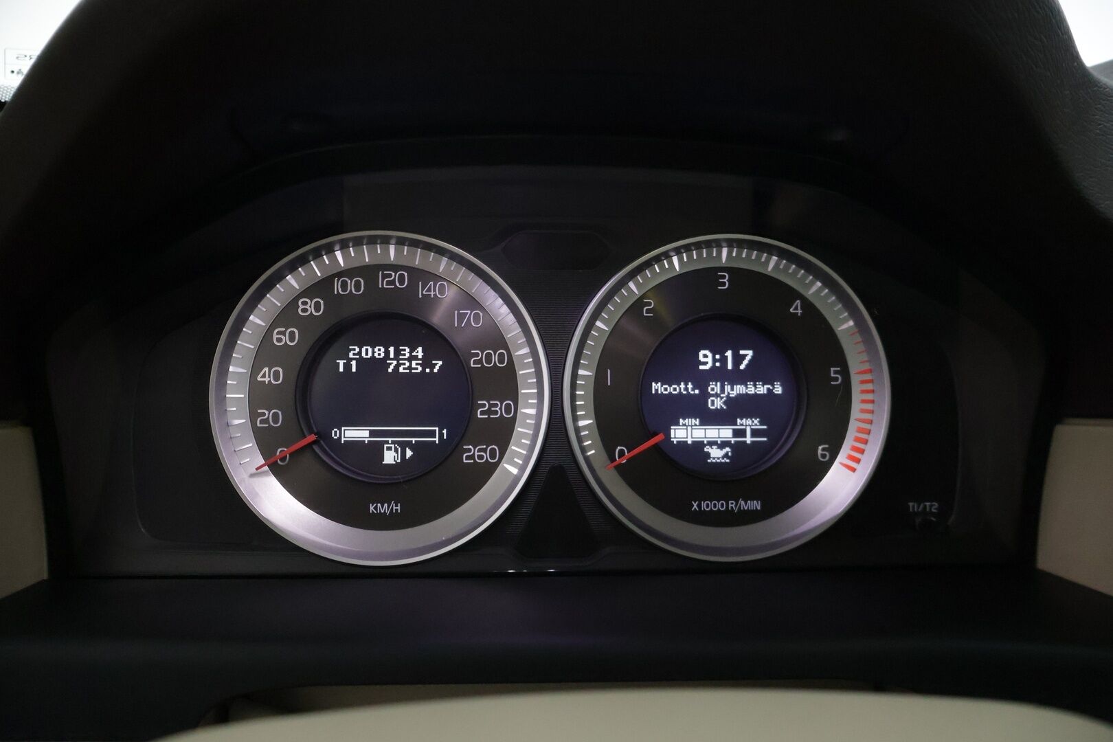 Volvo S80 2012 D3 Summum aut * Webasto / Vakkari / Ilmastoidut penkit / Koukku / Nahkasisusta / Keyless * - *Todella Kovilla Varusteilla / 2X renkaat / Jakopää vaihdettu *