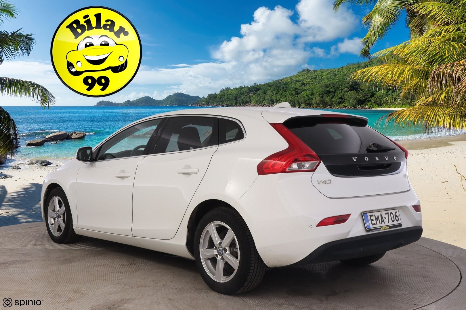 Volvo V40 2013 D2 Momentum *ACC / Webasto / BLIS / P.Kamera / Digimittari / KeyLessGo* - Jakohihna vaihdettu / Adaptiivinen vakkari yms.*