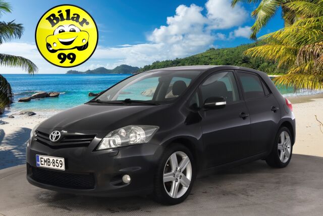 Toyota Auris 2012