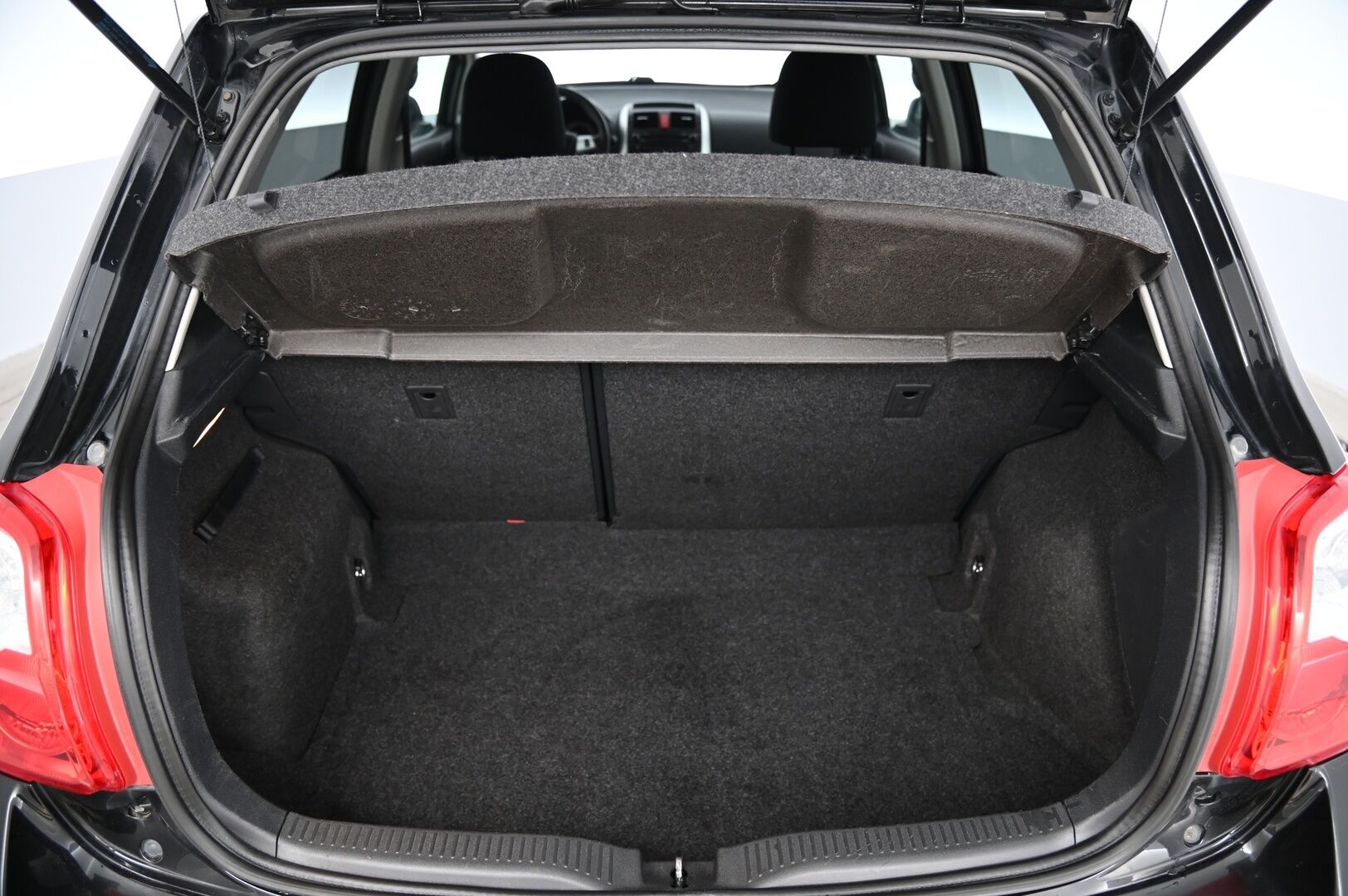Toyota Auris 2012 1,6 Valvematic Style Edition 5ov *Vakkari / 2.Omisteinen / Lohko / Aut.Ilmastointi* - Leimattu Elokuussa /  Juuri Huollettu / 2x hyvät renkaat ja vanteet