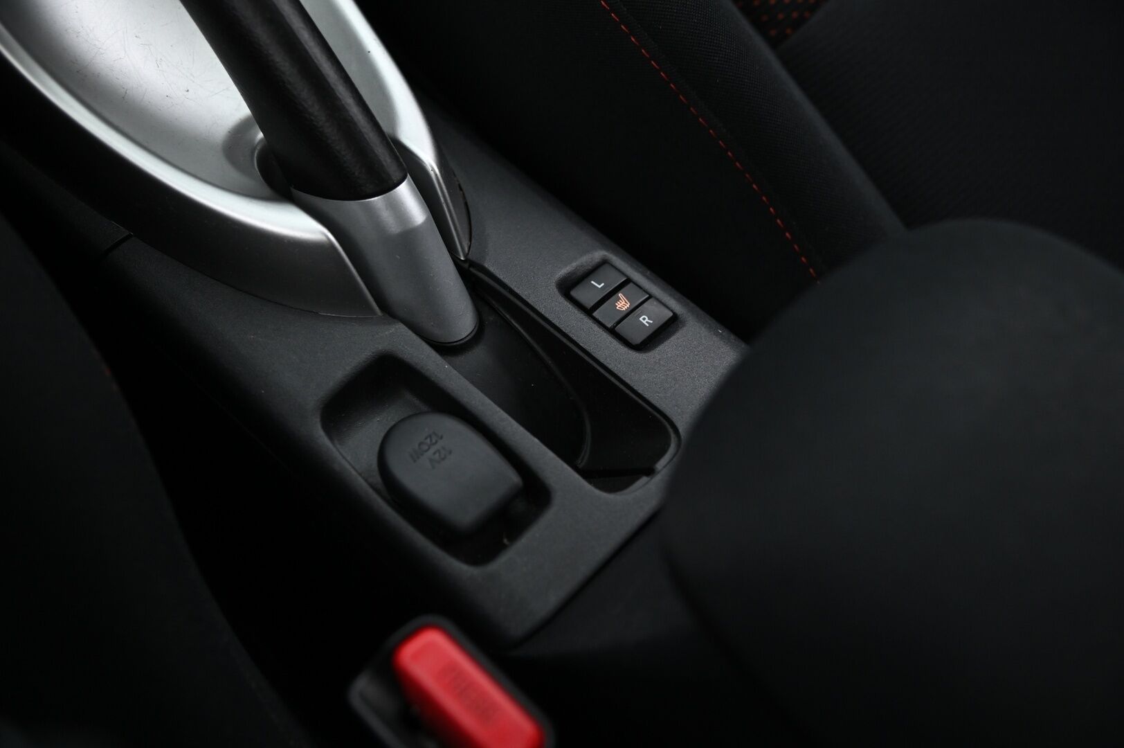 Toyota Auris 2012 1,6 Valvematic Style Edition 5ov *Vakkari / 2.Omisteinen / Lohko / Aut.Ilmastointi* - Leimattu Elokuussa /  Juuri Huollettu / 2x hyvät renkaat ja vanteet