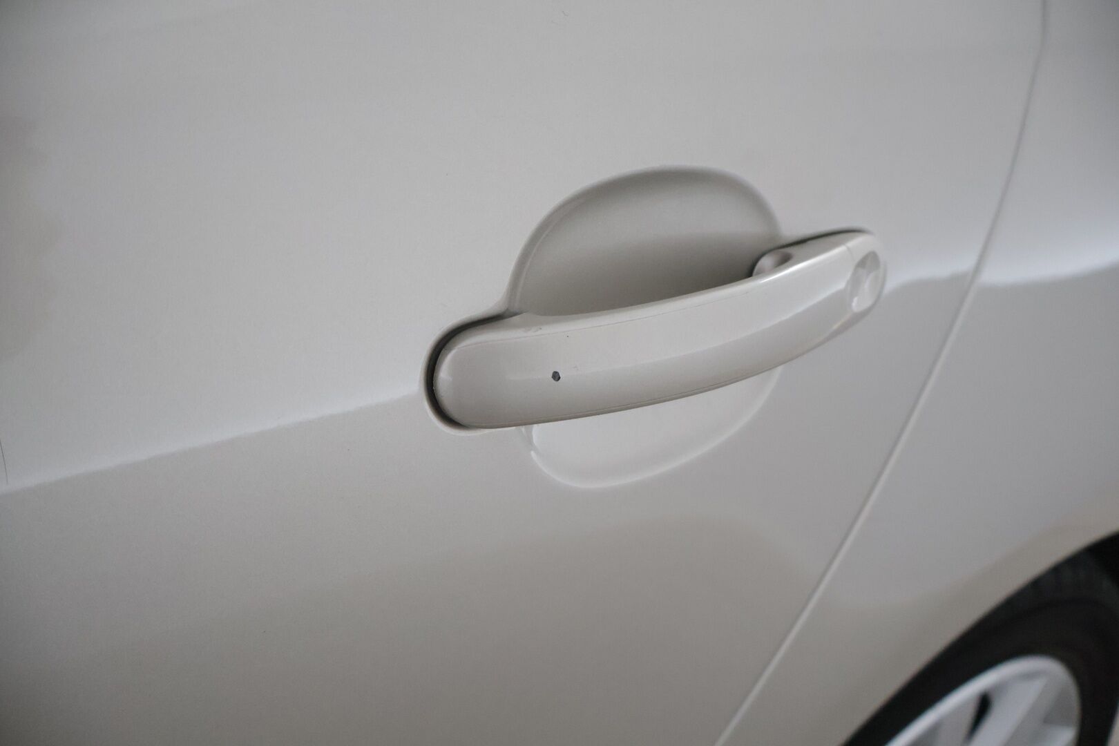 Volkswagen Golf 2012 Variant Highline 1,4 TSI 90 kW * Huutokaupat.com / Suomiauto / Xenon / Tutkat / Lohkolämmitin / Aut. ilmastointi * - *Juuri huollettu 201tkm kohdalla! / Kahdet renkaat / Ikäisekseen siistikuntoinen yksilö!*