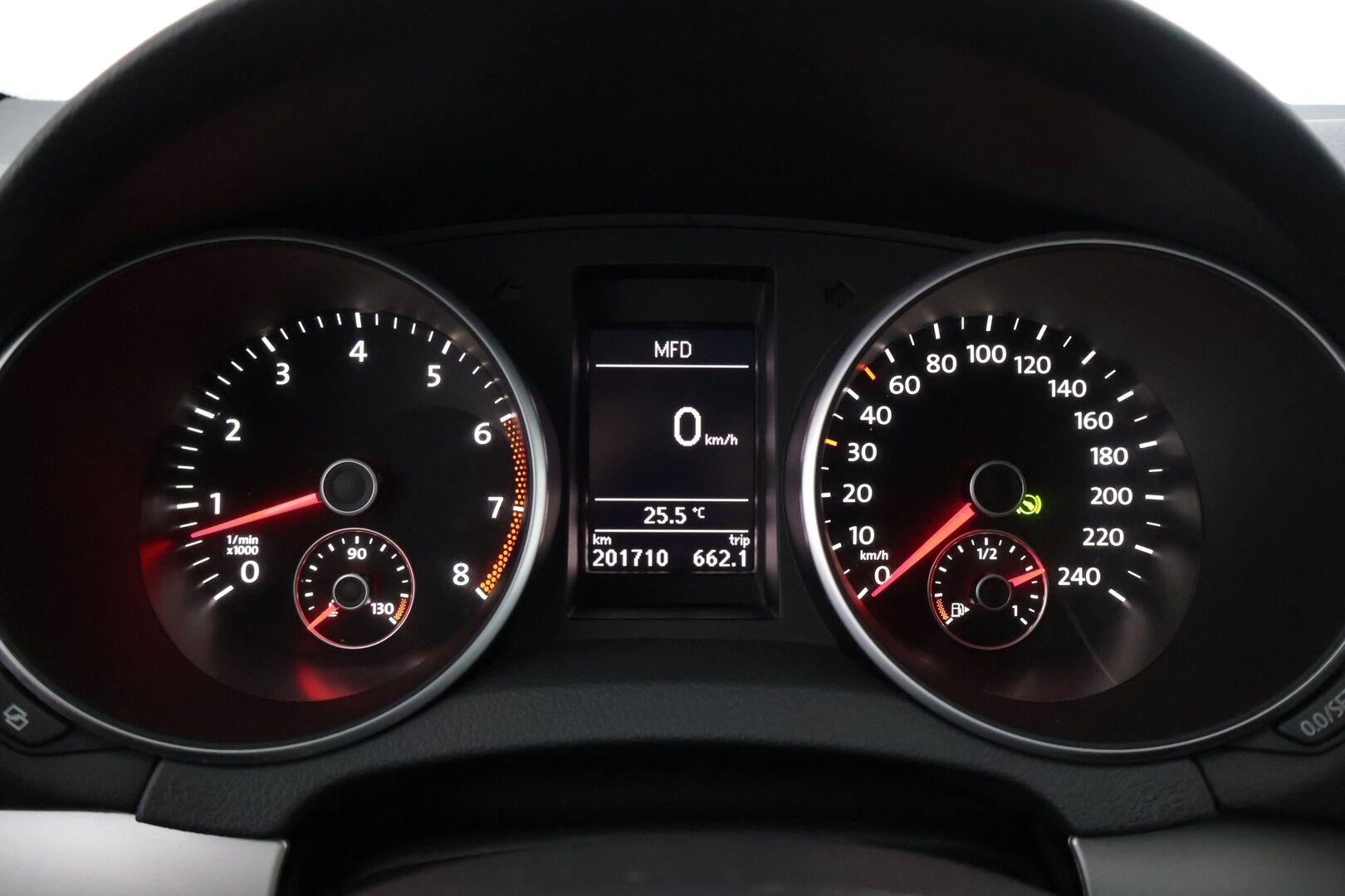 Volkswagen Golf 2012 Variant Highline 1,4 TSI 90 kW * Huutokaupat.com / Suomiauto / Xenon / Tutkat / Lohkolämmitin / Aut. ilmastointi * - *Juuri huollettu 201tkm kohdalla! / Kahdet renkaat / Ikäisekseen siistikuntoinen yksilö!*