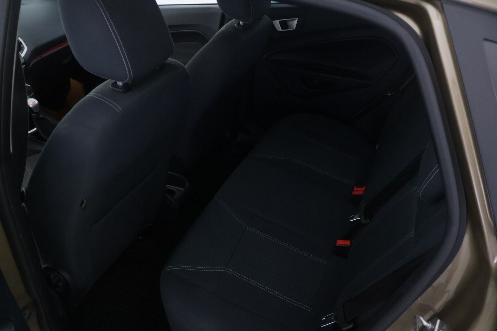 Ford Fiesta 2012 1,25 82 hv Titanium M5 5-ovinen - *Yritys Outlet- Myydään vain yrityksille!*