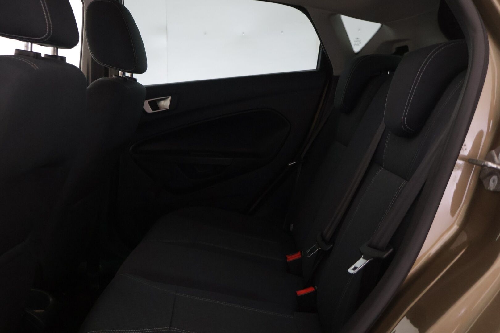 Ford Fiesta 2012 1,25 82 hv Titanium M5 5-ovinen - *Yritys Outlet- Myydään vain yrityksille!*