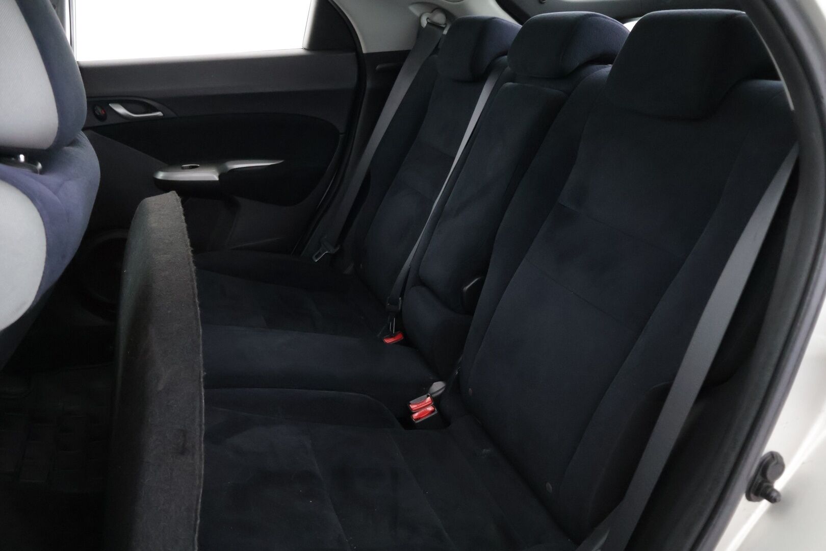 Honda Civic 2008 5D 1,8i Sport - Myydään Huutokaupat.com - Manuaali | Lohko | Koukku | Vakkari