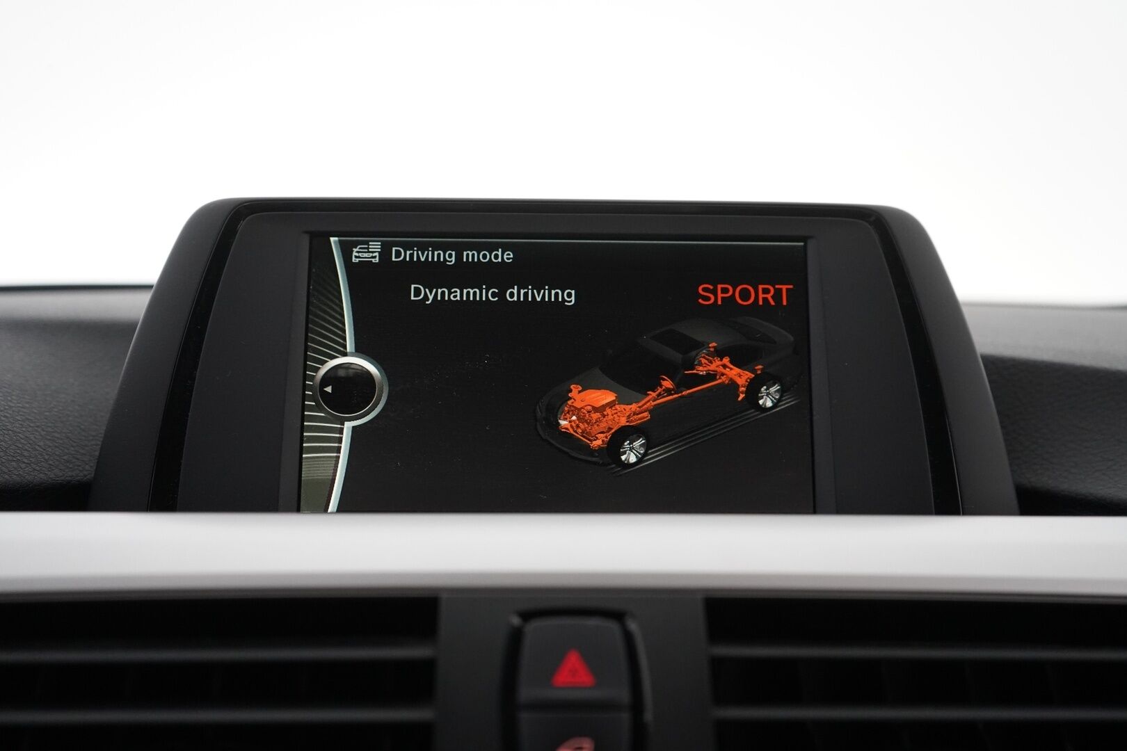 BMW 320 2013 TwinPower Turbo A xDrive F30 Sedan Business Automatic * Webasto / Vakkari / Tutka * - Suomi-auto / Kahdet BMW vanteet / Polttoainekäyttöinen Lisälämmitin - Osta nyt, maksa vasta ensi vuonna