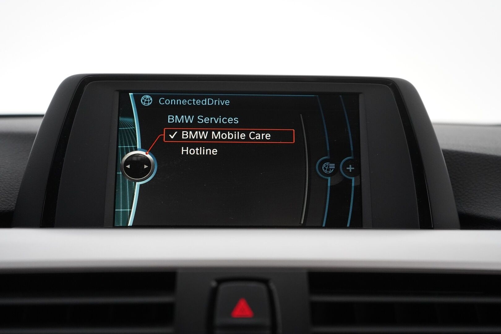 BMW 320 2013 TwinPower Turbo A xDrive F30 Sedan Business Automatic * Webasto / Vakkari / Tutka * - Suomi-auto / Kahdet BMW vanteet / Polttoainekäyttöinen Lisälämmitin - Osta nyt, maksa vasta ensi vuonna