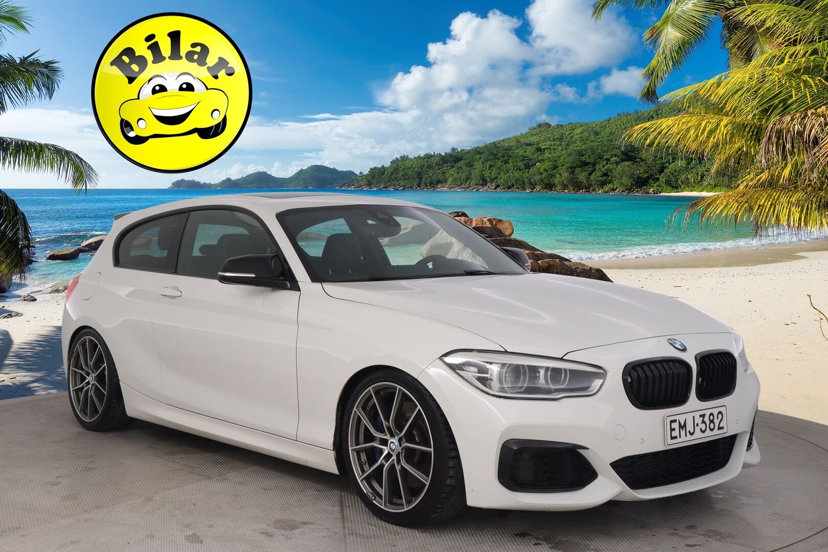 BMW M135I 2015 F21 Hatchback M135i A xDrive - Proff navi | Kattoikkuna | H&K | Nahkasisusta | Mhd stage 2 | Xhp stage 3 | 02/26 leimattu | Muistipenkit | 2x renkaat&alumiinivanteet