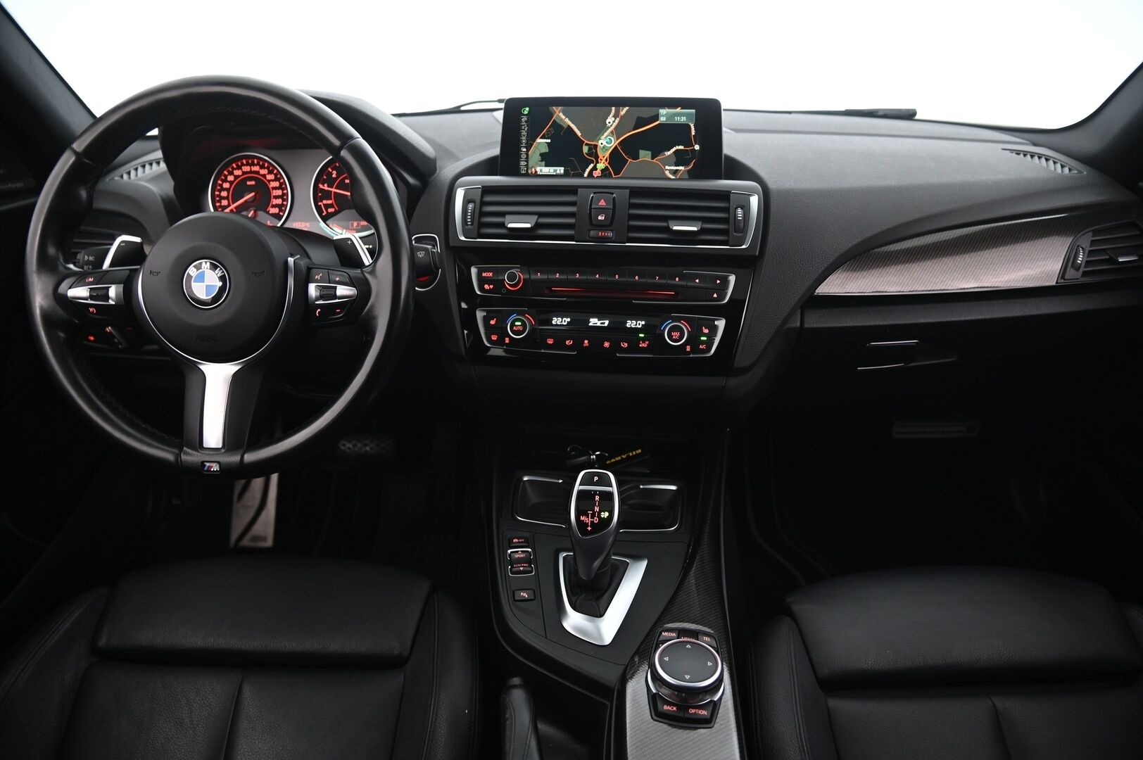 BMW M135I 2015 F21 Hatchback M135i A xDrive - Proff navi | Kattoikkuna | H&K | Nahkasisusta | Mhd stage 2 | Xhp stage 3 | 02/26 leimattu | Muistipenkit | 2x renkaat&alumiinivanteet