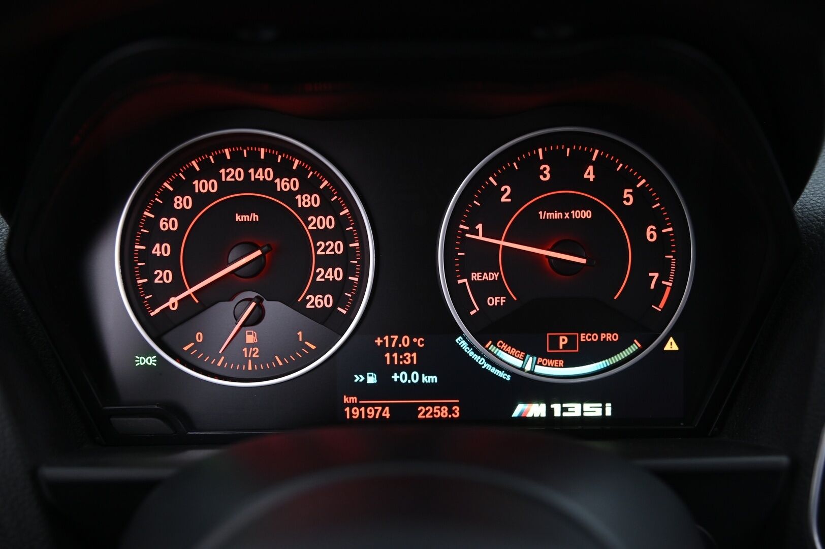 BMW M135I 2015 F21 Hatchback M135i A xDrive - Proff navi | Kattoikkuna | H&K | Nahkasisusta | Mhd stage 2 | Xhp stage 3 | 02/26 leimattu | Muistipenkit | 2x renkaat&alumiinivanteet