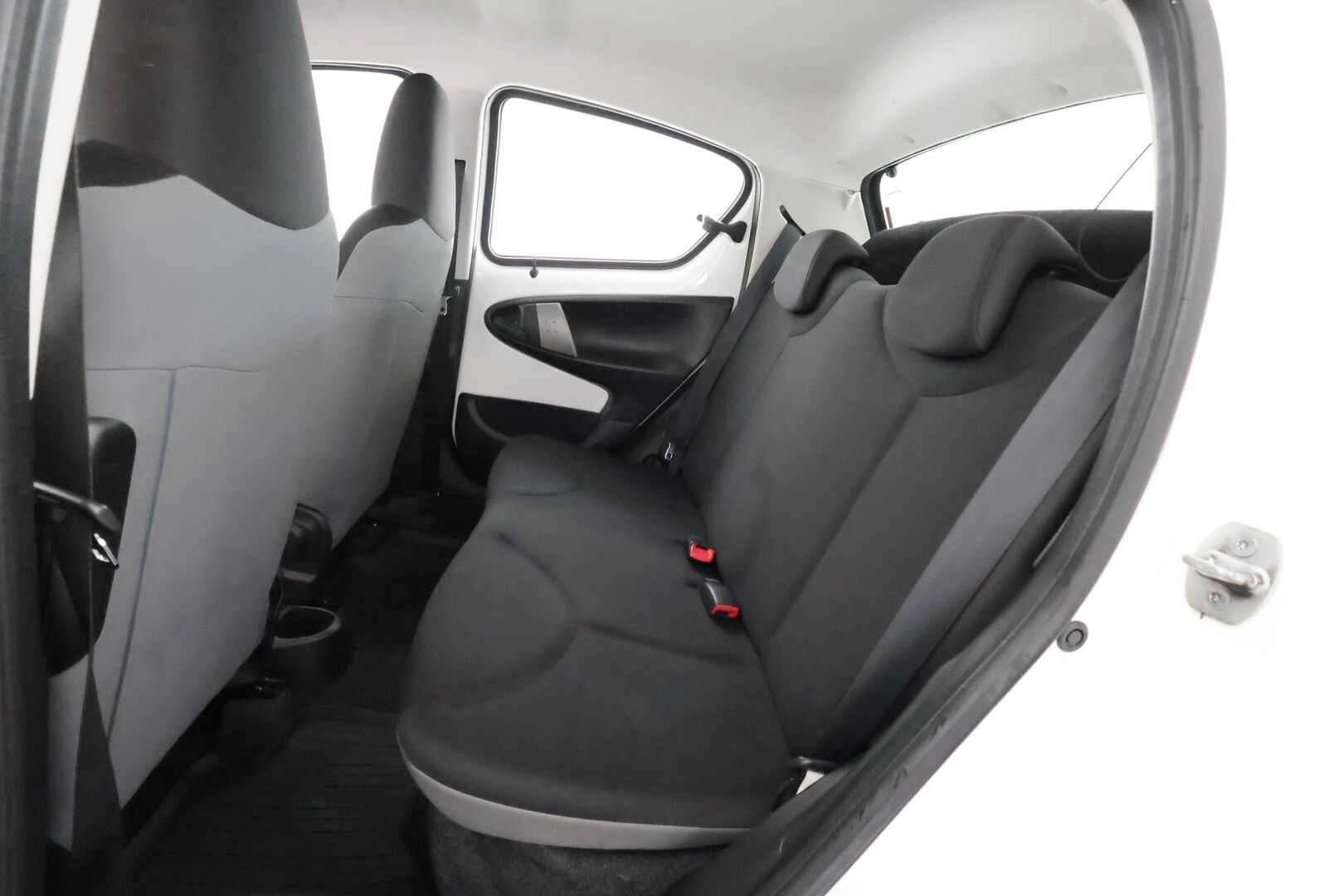 Toyota AYGO 2013 1,0 VVT-i Aygo Cool 5ov - | AUX&CD | Suomi-auto | Kahdet Renkaat |