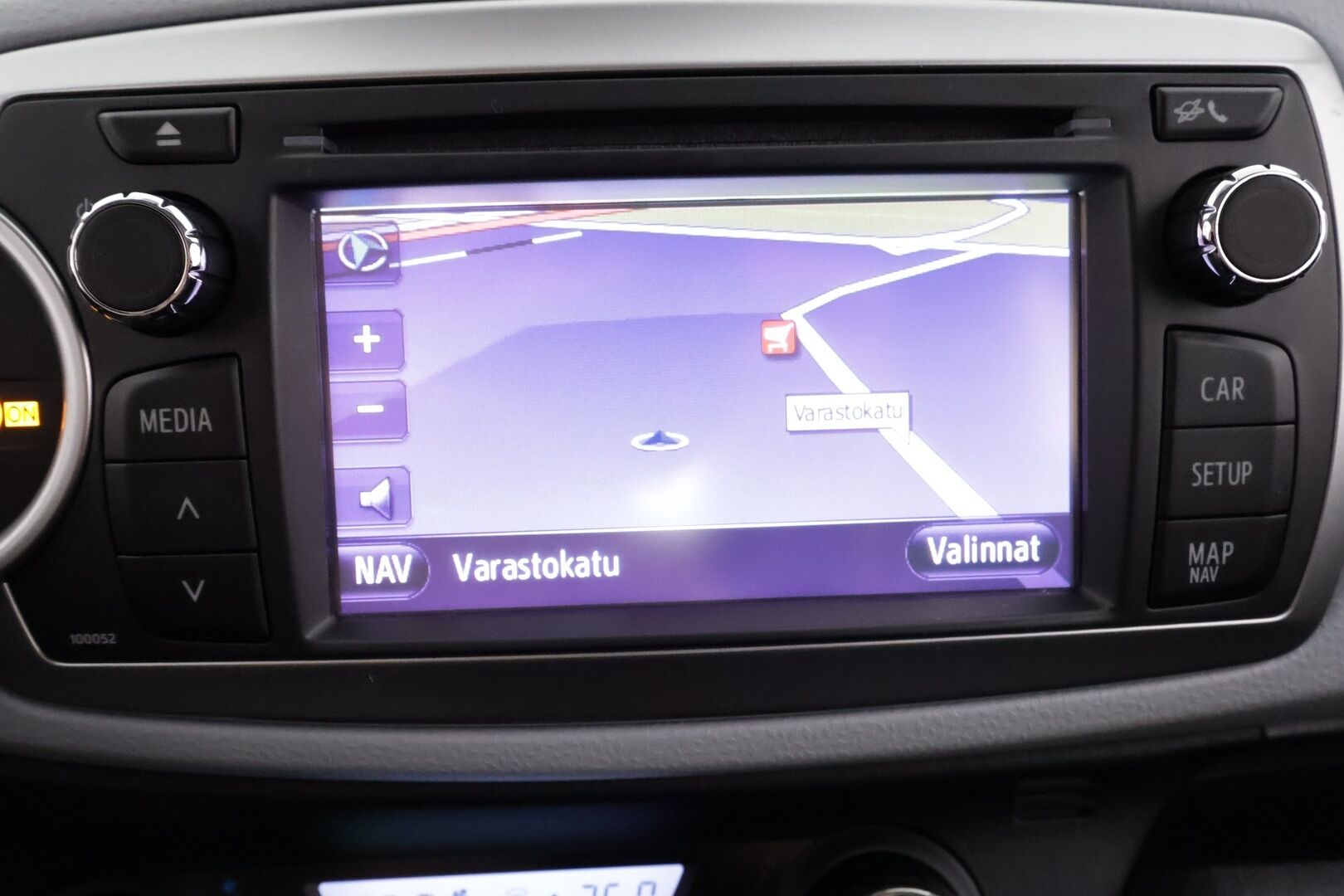 Toyota Yaris 2013 Hybrid Active 5ov * Suomi-auto / Navi / Lohkolämmitin / P.kamera / 2xRenkaat * - Merkkihuollettu - Osta nyt, maksa vasta ensi vuonna