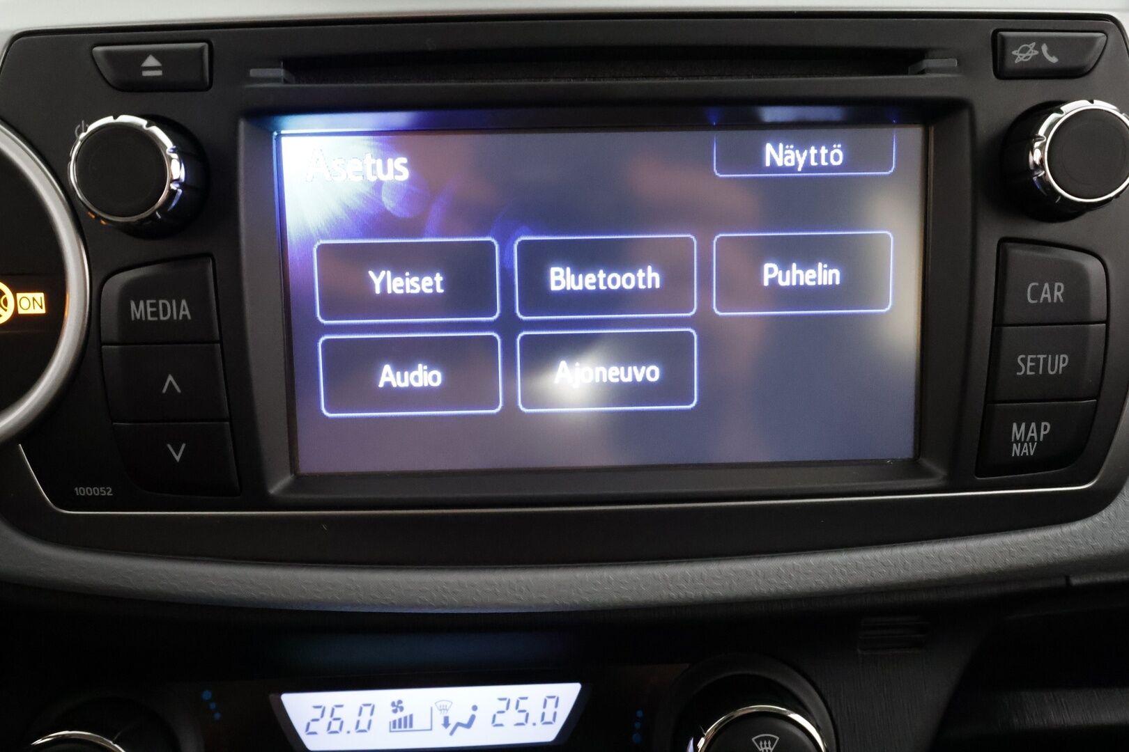 Toyota Yaris 2013 Hybrid Active 5ov * Suomi-auto / Navi / Lohkolämmitin / P.kamera / 2xRenkaat * - Merkkihuollettu - Osta nyt, maksa vasta ensi vuonna