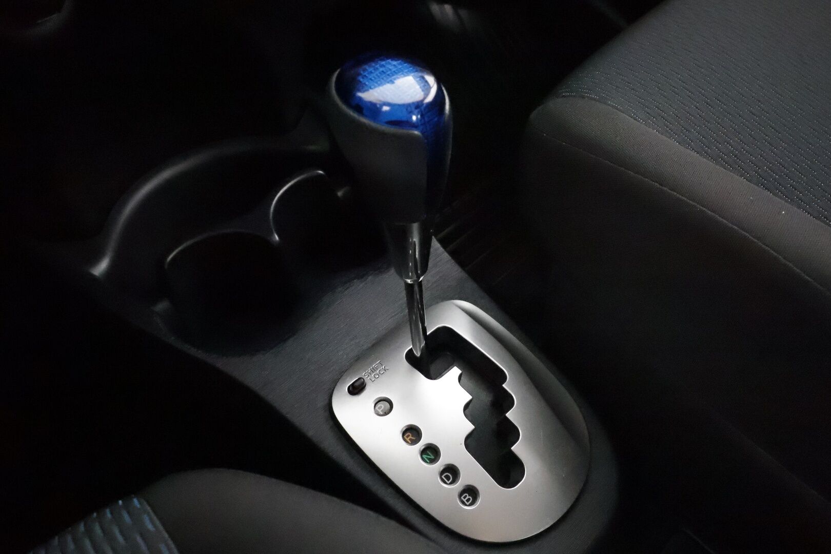 Toyota Yaris 2013 Hybrid Active 5ov * Suomi-auto / Navi / Lohkolämmitin / P.kamera / 2xRenkaat * - Merkkihuollettu - Osta nyt, maksa vasta ensi vuonna