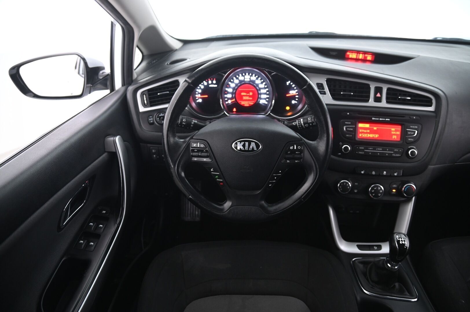 Kia cee'd 2014 1,6 CRDi ISG EX 5D EcoDynamics - *Myydään Huutokaupat.com kautta*