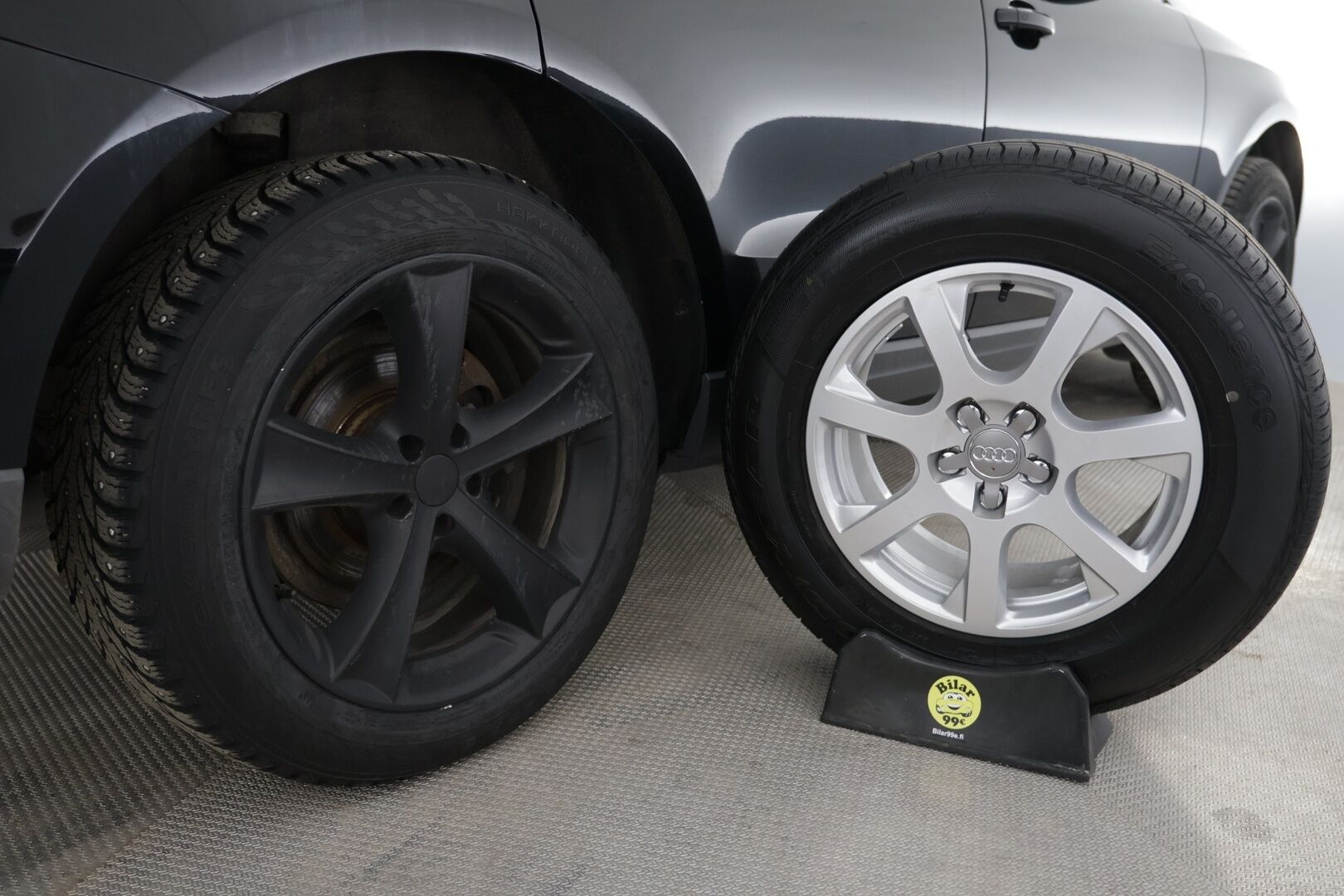 Audi Q5 2014 Business 2,0 TDI 130 kW quattro S tronic / Webasto / 2x renkaat / Vetokoukku / Merkkiliikkeen huoltokirja - Juuri Saapunut! / Merkkihuollettu / 1-Omisteinen