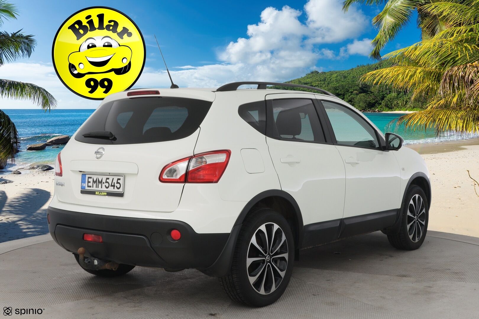Nissan Qashqai 2013 1,6L Stop / Start System Style 360 2WD 5M/T AVM * Lasikatto / Vetokoukku / 360 kamera / Lohko * - Tarkka huoltohistoria / 2x erittäin hyvät renkaat / Suomi-auto