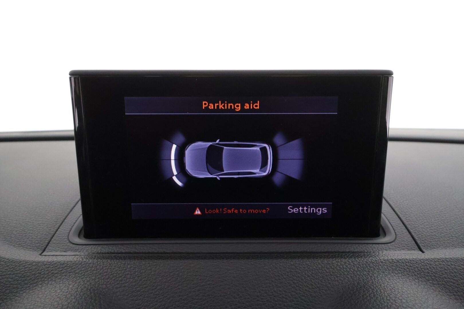 Audi S3 2014 Compact Coupé 2,0 TFSI 221 kW quattro S tronic * Adapt.Vakkari / Timanttinahat / LED / Kattoluukku / Peruutustutkat / Upea! - Kahdet renkaat aluvanteilla / Suomiauto / Hiljattain huollettu! - HULLUT BLACKWEEK JATKOT - KORKOTARJOUS 2,49%