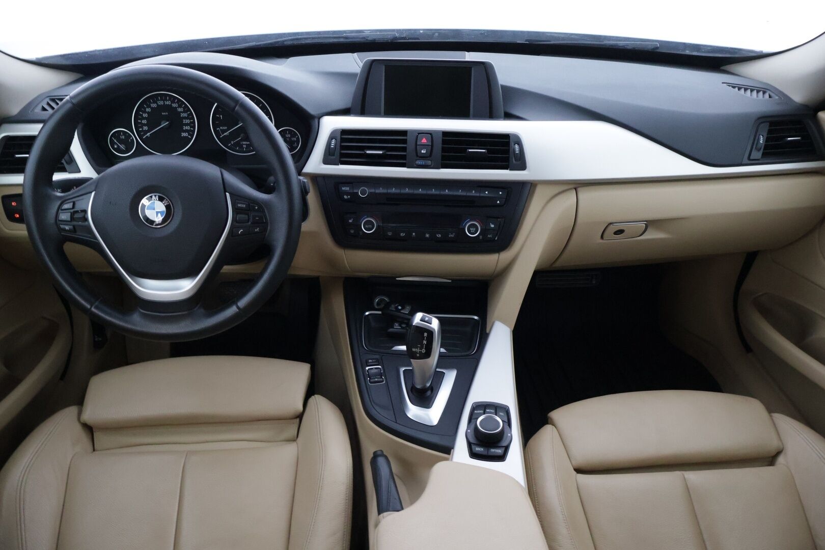 BMW 320 Gran Turismo 2014 F34 Gran Turismo 320i TwinPower Turbo A xDrive Business Automatic - | Lohko+S.Lämmitin | Koukku Alle taittuva | Sport Penkit | Nahkaverhoilu | Hifit |