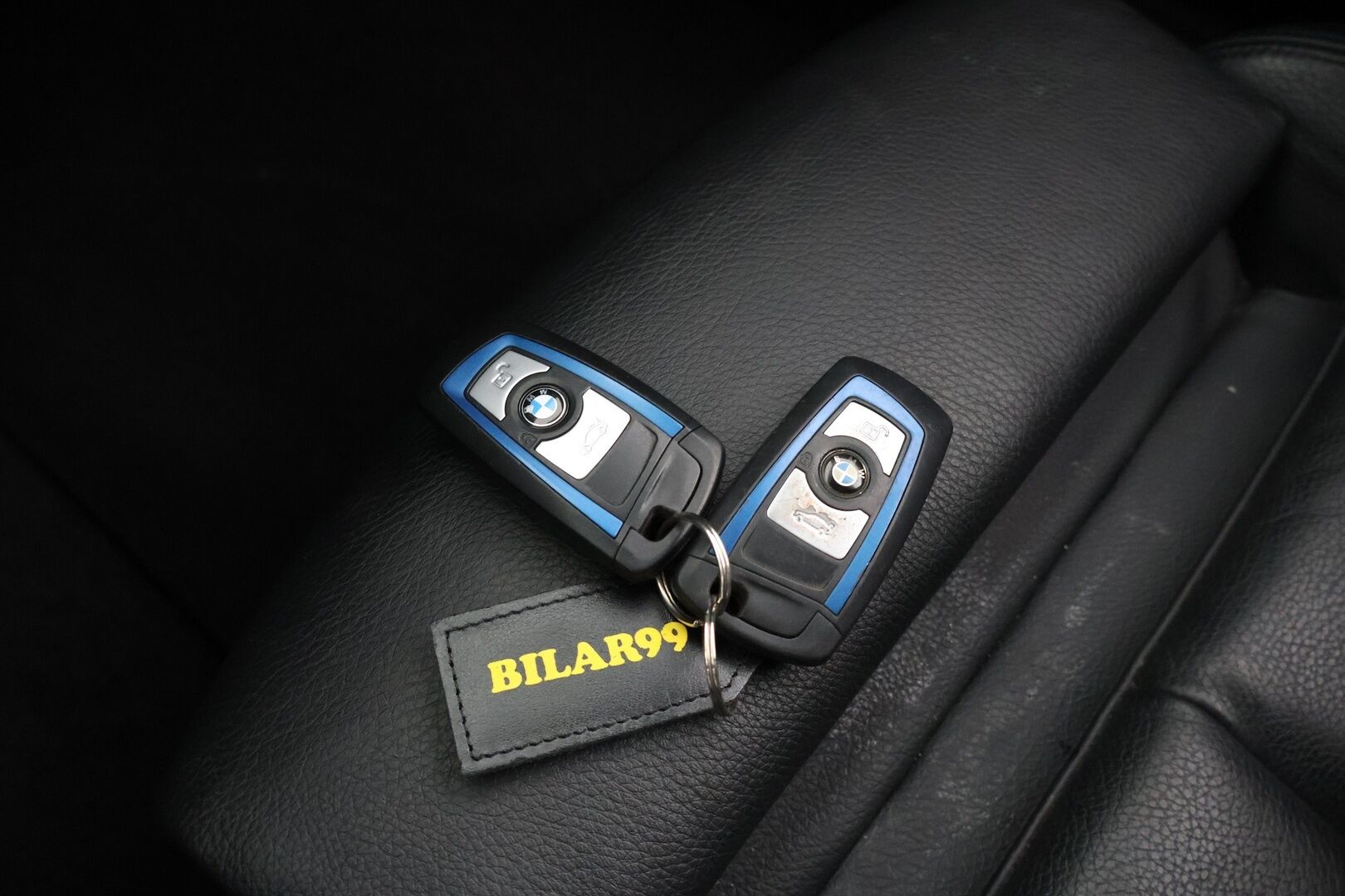 BMW M235I 2014 F22 Coupe A - | H/K | Bixenon | Prof.navi | Adapt.alusta | Nahkasisusta | Ratinlämmitin | Suomi-auto |
