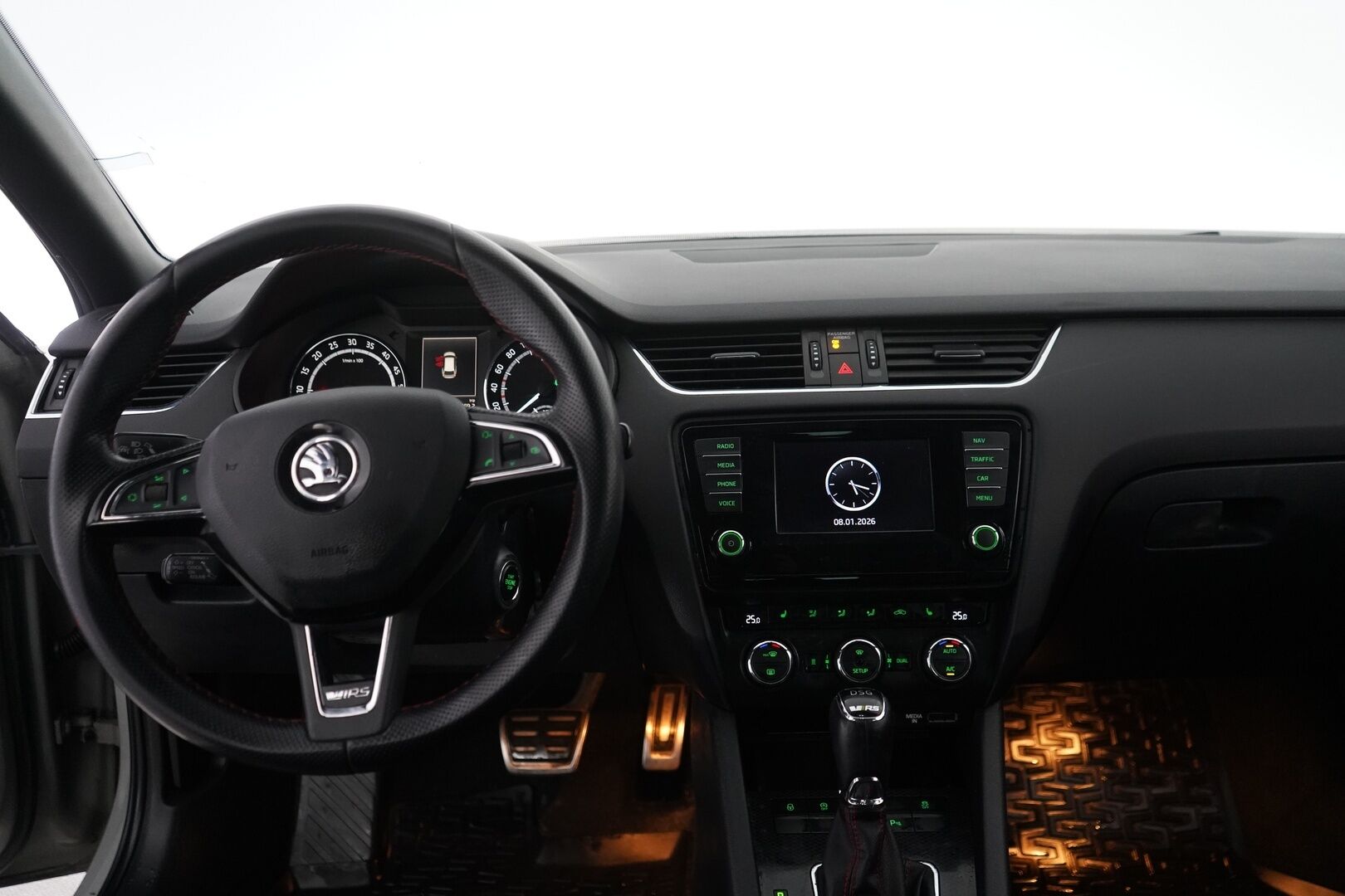 Skoda Octavia 2014 Combi 2,0 TDI RS DSG Autom  Tämä auto myydään YritysOutlet -valikoimasta vain yritykselle - Suomi-auto / Juuri katsastettu / Kahdet renkaat / Kattavat varusteet!