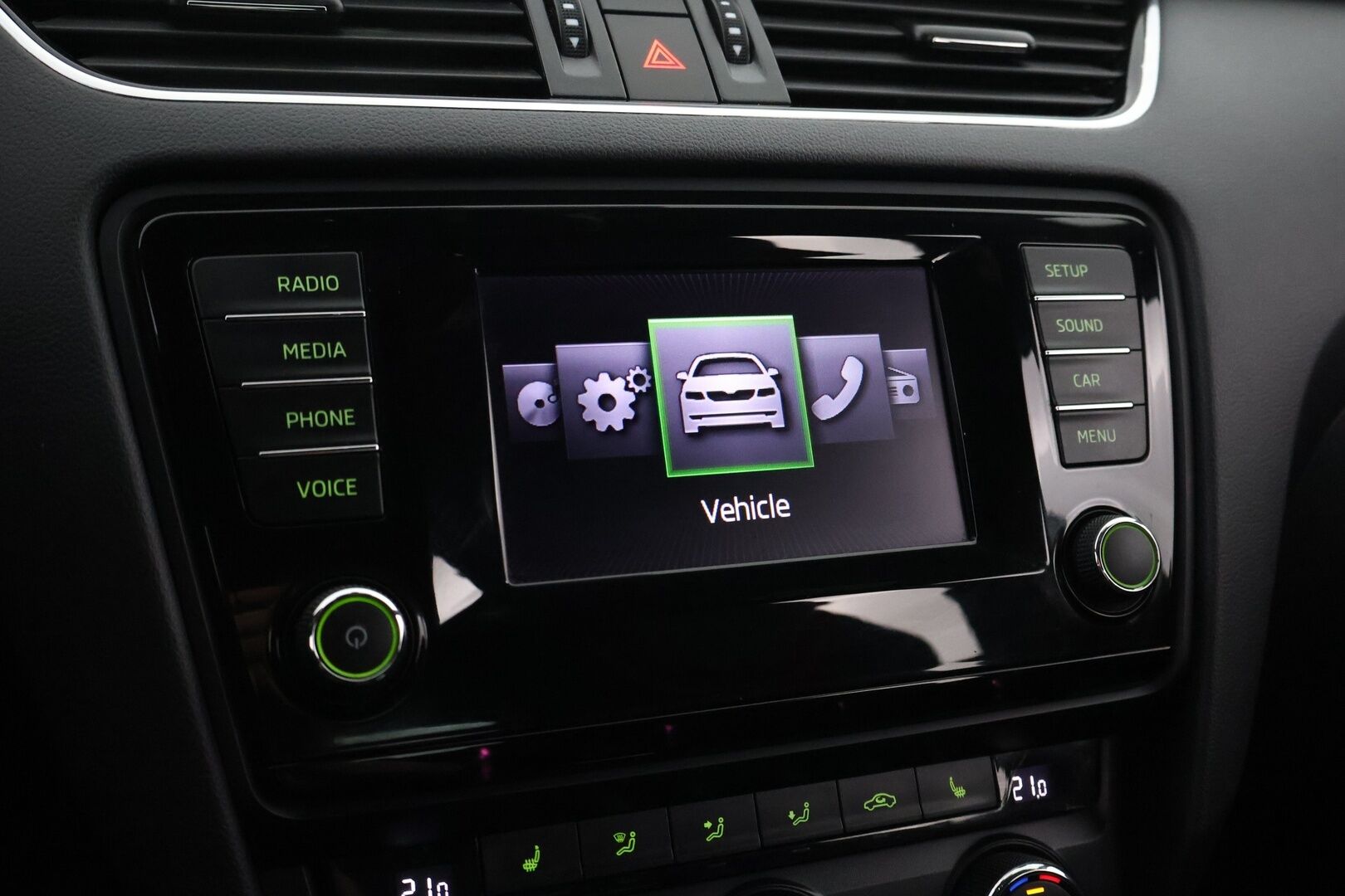 Skoda Octavia 2014 Combi 2,0 TDI RS DSG Autom. - Adapt.Vakkari / Webasto / Vetokoukku / Bi-Xenon / Sähköluukku / Suomiauto / 