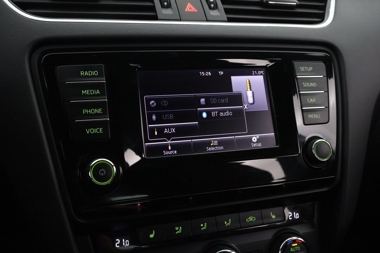 Skoda Octavia 2014 Combi 2,0 TDI RS DSG Autom. - Adapt.Vakkari / Webasto / Vetokoukku / Bi-Xenon / Sähköluukku / Suomiauto / 