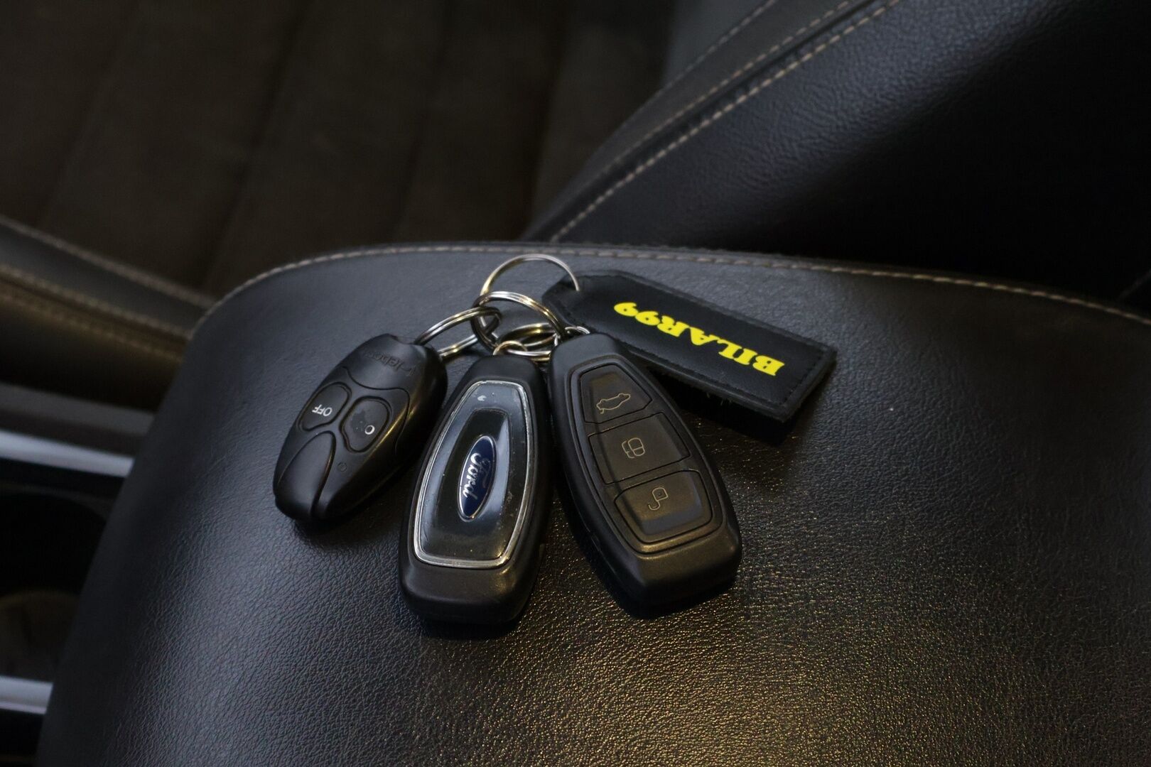 Ford Mondeo 2012 2,2TDCi 200 hv Titanium M6 Wagon - Myydään Huutokaupat.com - - | Adaptiivinen vakkari | Webasto | Lämmitettävä tuulilasi | Muistipenkki |