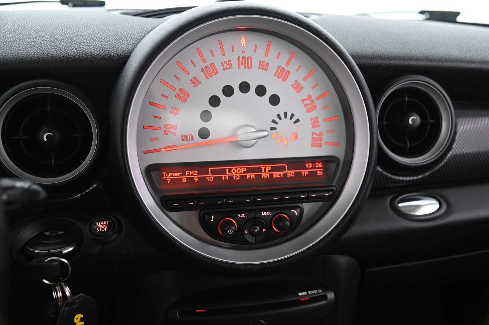 Mini COOPER S 2013 Coupé *Nahkasisusta / Vakkari / Panorama / Lohko* - Vähän ajettu / Juuri katsastettu! / 2xrenkaat*