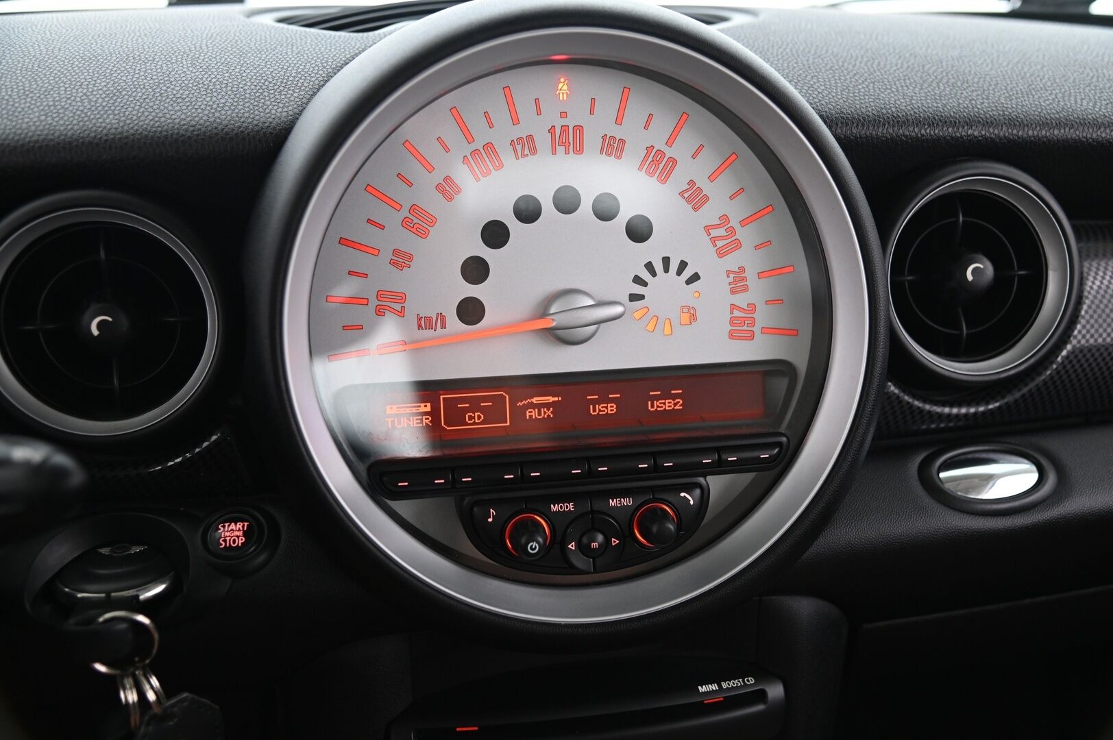 Mini COOPER S 2013 Coupé *Nahkasisusta / Vakkari / Panorama / Lohko* - Vähän ajettu / Juuri katsastettu! / 2xrenkaat*
