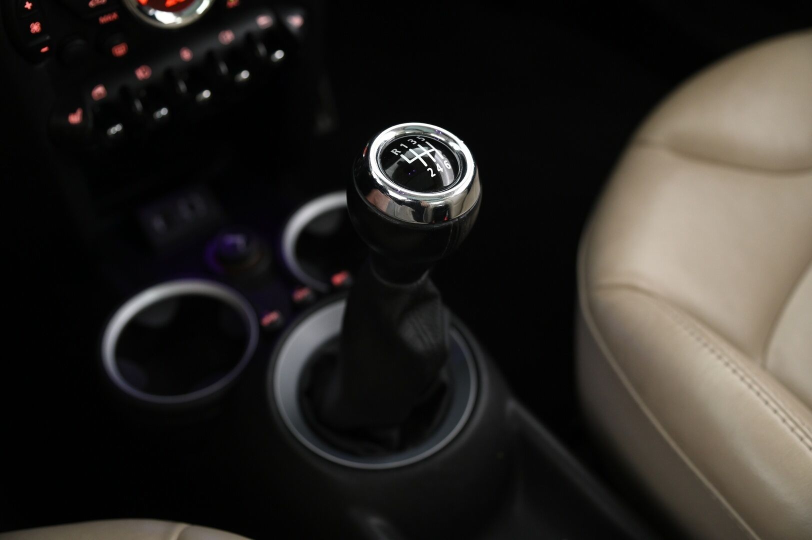 Mini COOPER S 2013 Coupé *Nahkasisusta / Vakkari / Panorama / Lohko* - Vähän ajettu / Juuri katsastettu! / 2xrenkaat*