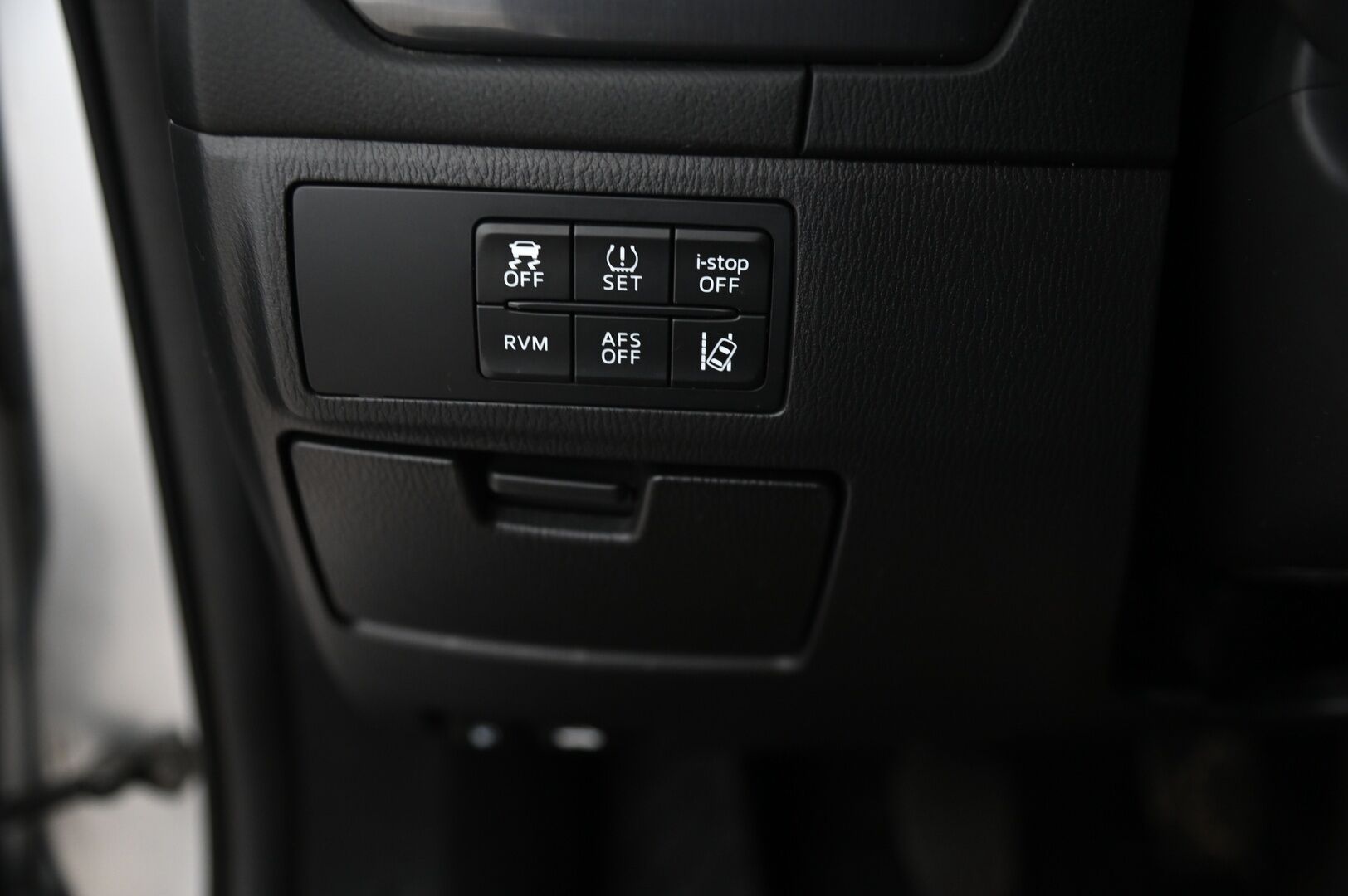 Mazda Mazda6 2015 Sport Wagon 2,2 (150) SKYACTIV-D Premium Plus Business 6MT 5ov TF6 *Tutkat / Vakkari / Lohkolämmitin + sisäpistoke* - *Juuri tullut / 2x renkaat / Suomi-auto*