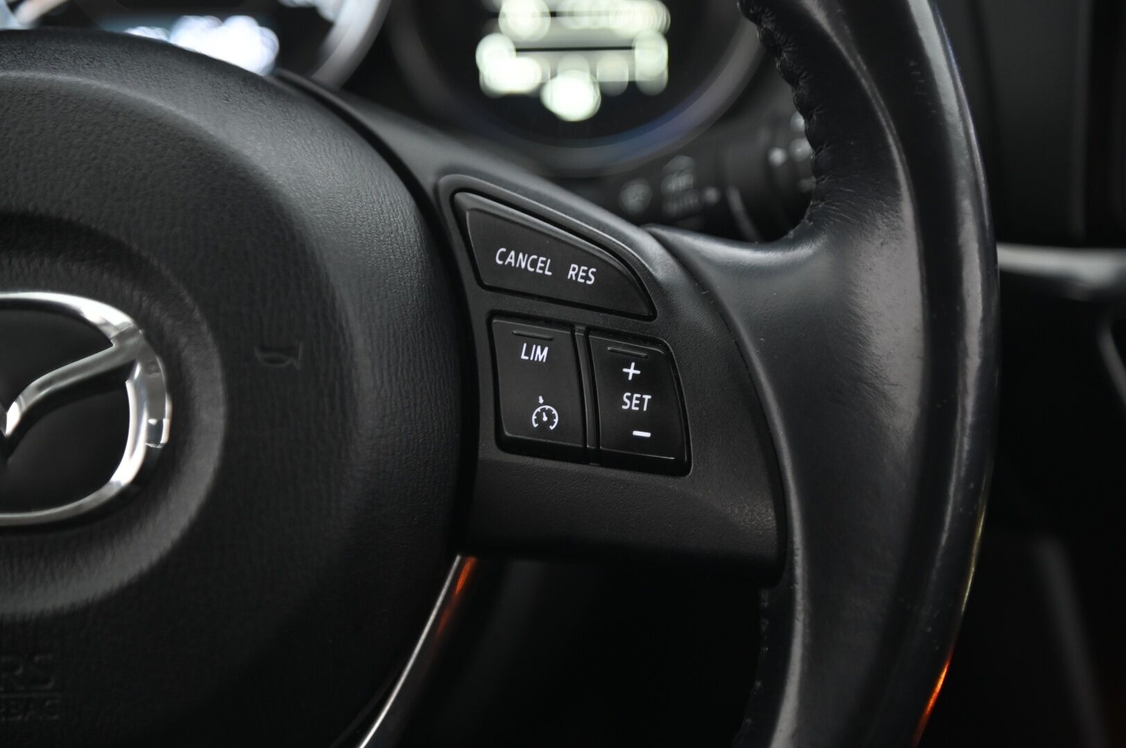 Mazda Mazda6 2015 Sport Wagon 2,2 (150) SKYACTIV-D Premium Plus Business 6MT 5ov TF6 *Tutkat / Vakkari / Lohkolämmitin + sisäpistoke* - *Juuri tullut / 2x renkaat / Suomi-auto*