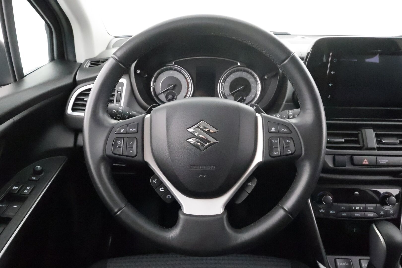 Suzuki S-Cross 2022 1,4 BOOSTERJET 4WD GL+ 6AT HYBRID * Webasto / ACC / P.kamera / LED / Koukku * - Suomi-auto / Kahdet renkaat aluvanteilla / Merkkihuollettu - HULLUT JOULUT KORKOTARJOUS 2,49% 