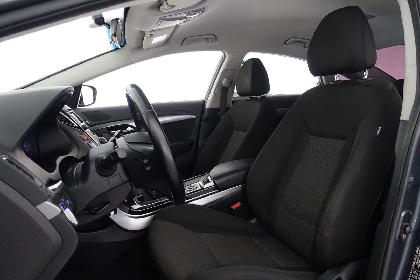 Hyundai i40 Sedan 2015 1,6 GDI 6MT ISG Classic - Suomi-auto | LED-päiväajovalot | Vakionopeudensäädin | Bluetooth-audio | Tummennetut takalasit | Sähkösäätöiset peilit | 2x renkaat ja vanteet | Siisti sisätila | Juuri huollettu! |