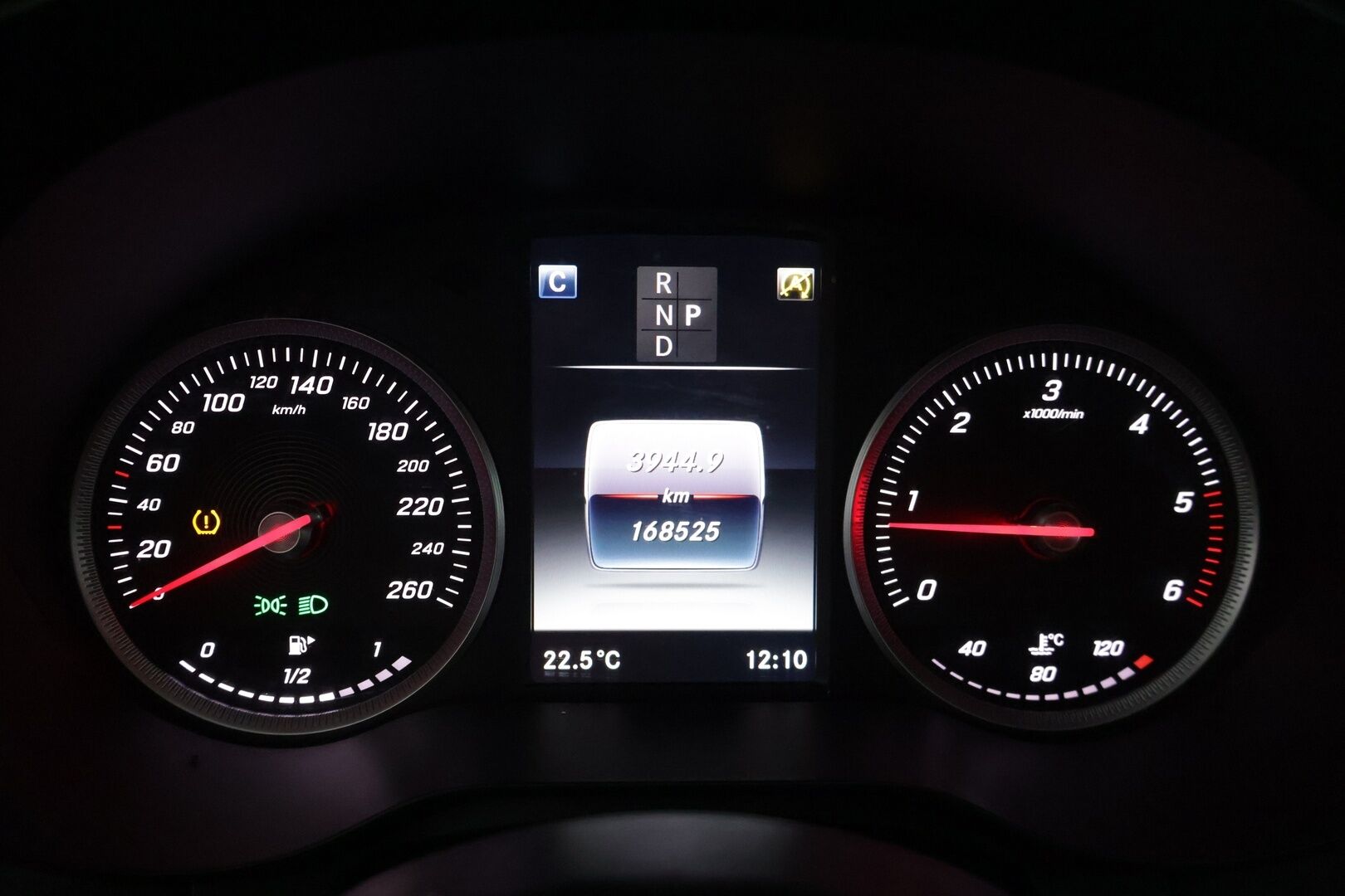 MERCEDES-BENZ C 2017 220 d 4Matic T A Premium Business * Burmester / Vetokoukku / Sähkökontti / Navi / Vakkari * - Juuri huollettu! / Kahdet renkaat aluvanteilla