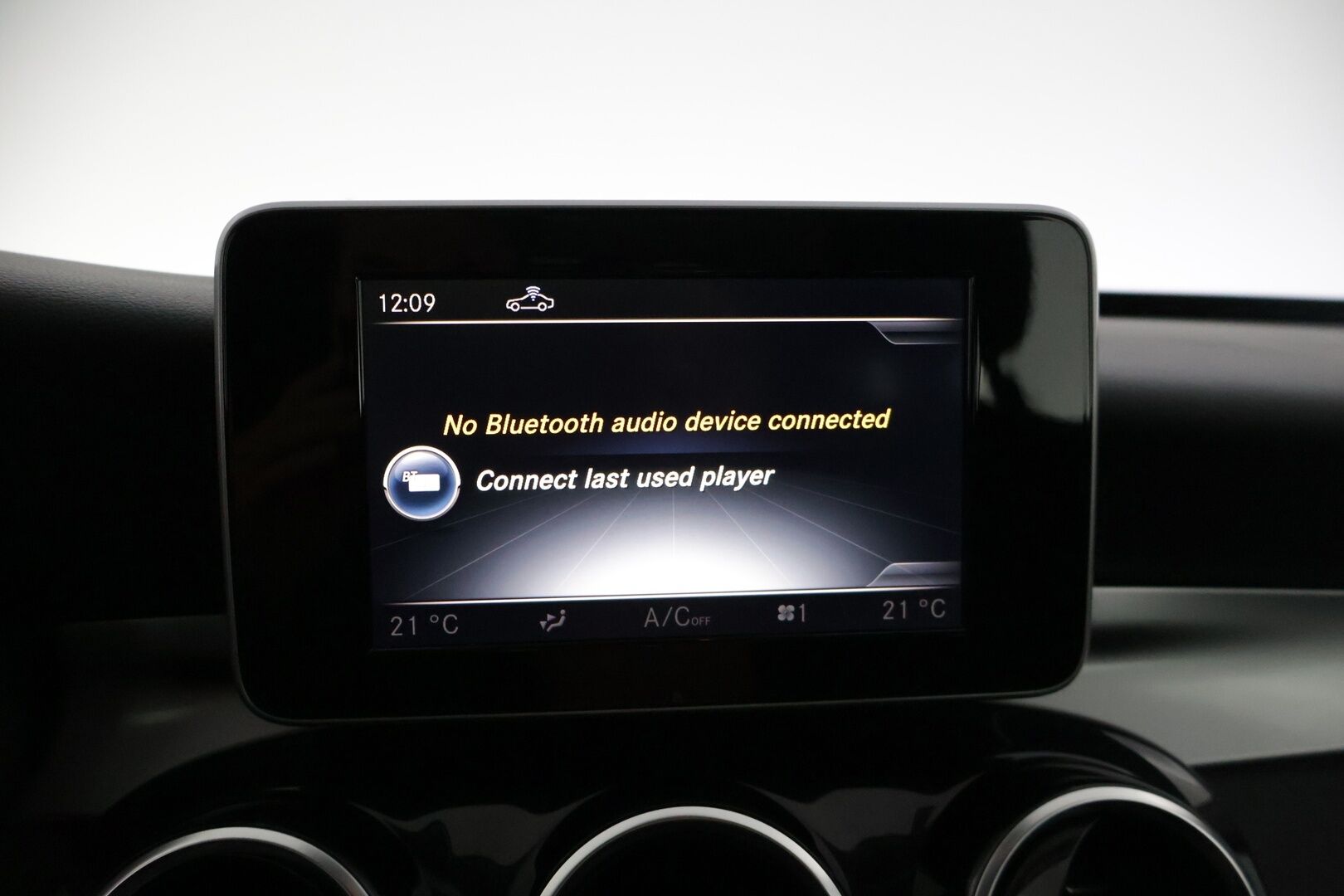 MERCEDES-BENZ C 2017 220 d 4Matic T A Premium Business * Burmester / Vetokoukku / Sähkökontti / Navi / Vakkari * - Juuri huollettu! / Kahdet renkaat aluvanteilla