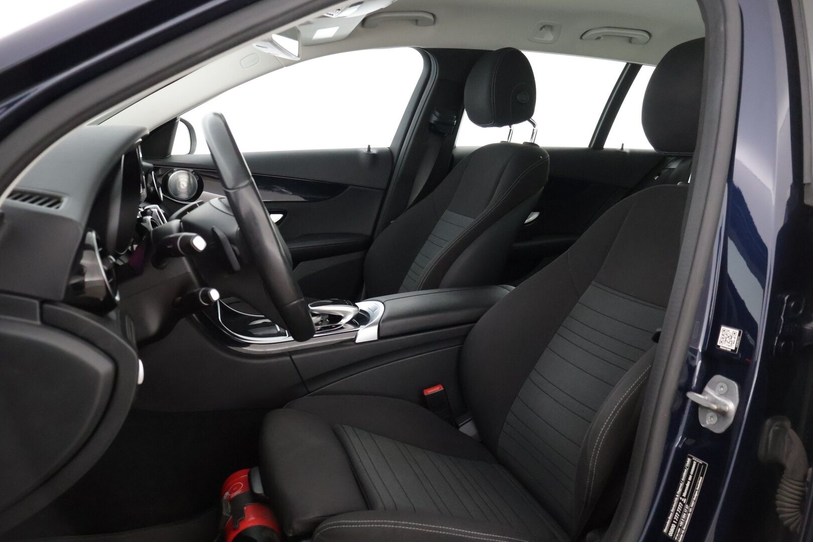 MERCEDES-BENZ C 2017 220 d 4Matic T A Premium Business * Burmester / Vetokoukku / Sähkökontti / Navi / Vakkari * - Juuri huollettu! / Kahdet renkaat aluvanteilla