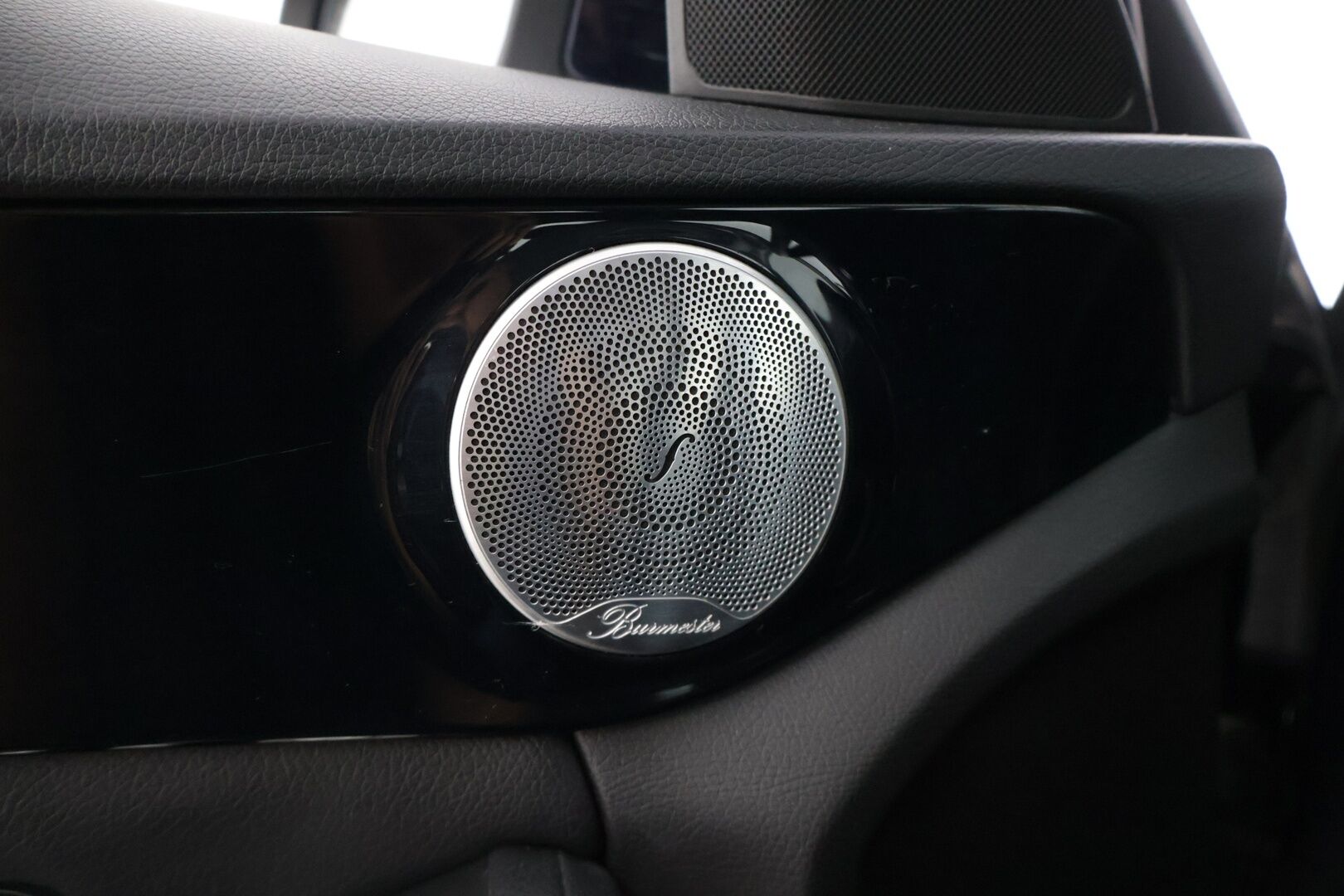 MERCEDES-BENZ C 2017 220 d 4Matic T A Premium Business * Burmester / Vetokoukku / Sähkökontti / Navi / Vakkari * - Juuri huollettu! / Kahdet renkaat aluvanteilla