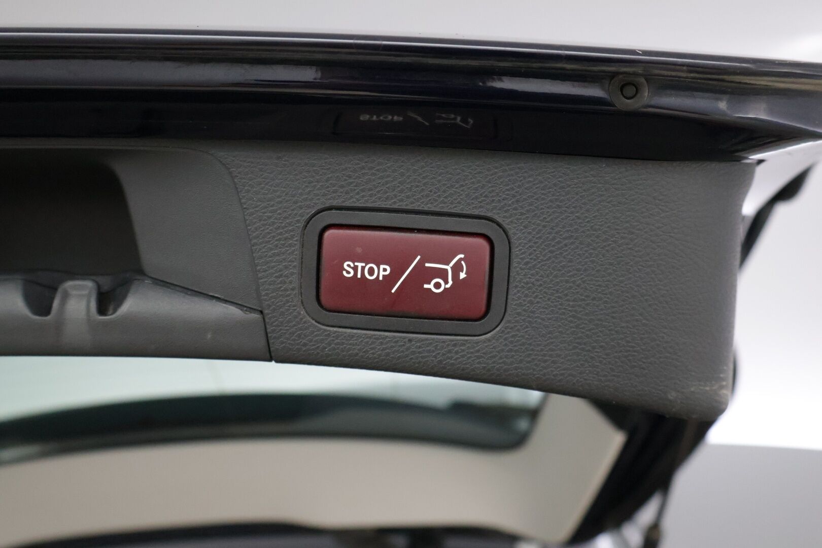 MERCEDES-BENZ C 2017 220 d 4Matic T A Premium Business * Burmester / Vetokoukku / Sähkökontti / Navi / Vakkari * - Juuri huollettu! / Kahdet renkaat aluvanteilla