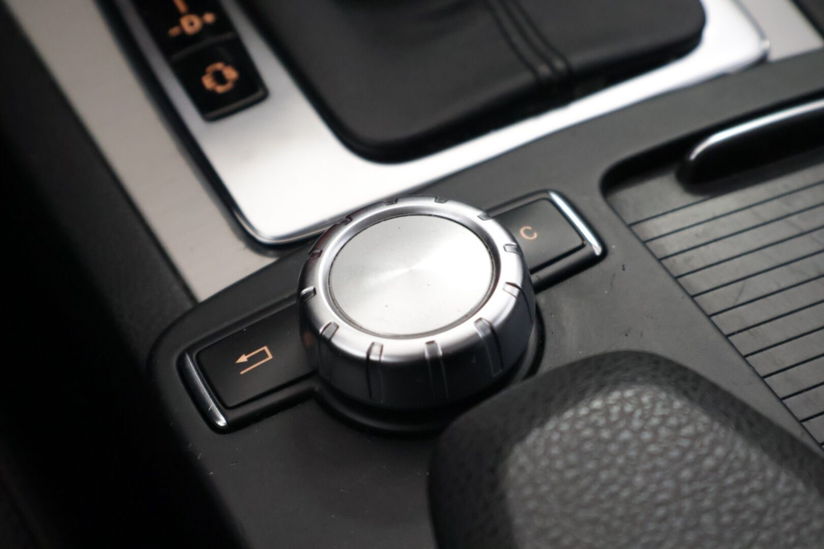 Mercedes-Benz C 2012 300 CDI 4MATIC - Myydään Huutokaupat.com - | Harman&Kardon | Tutkat | Panorama | Lohko | Vakkari | ILS Xenon | Nahkasisusta | S-Luukku |