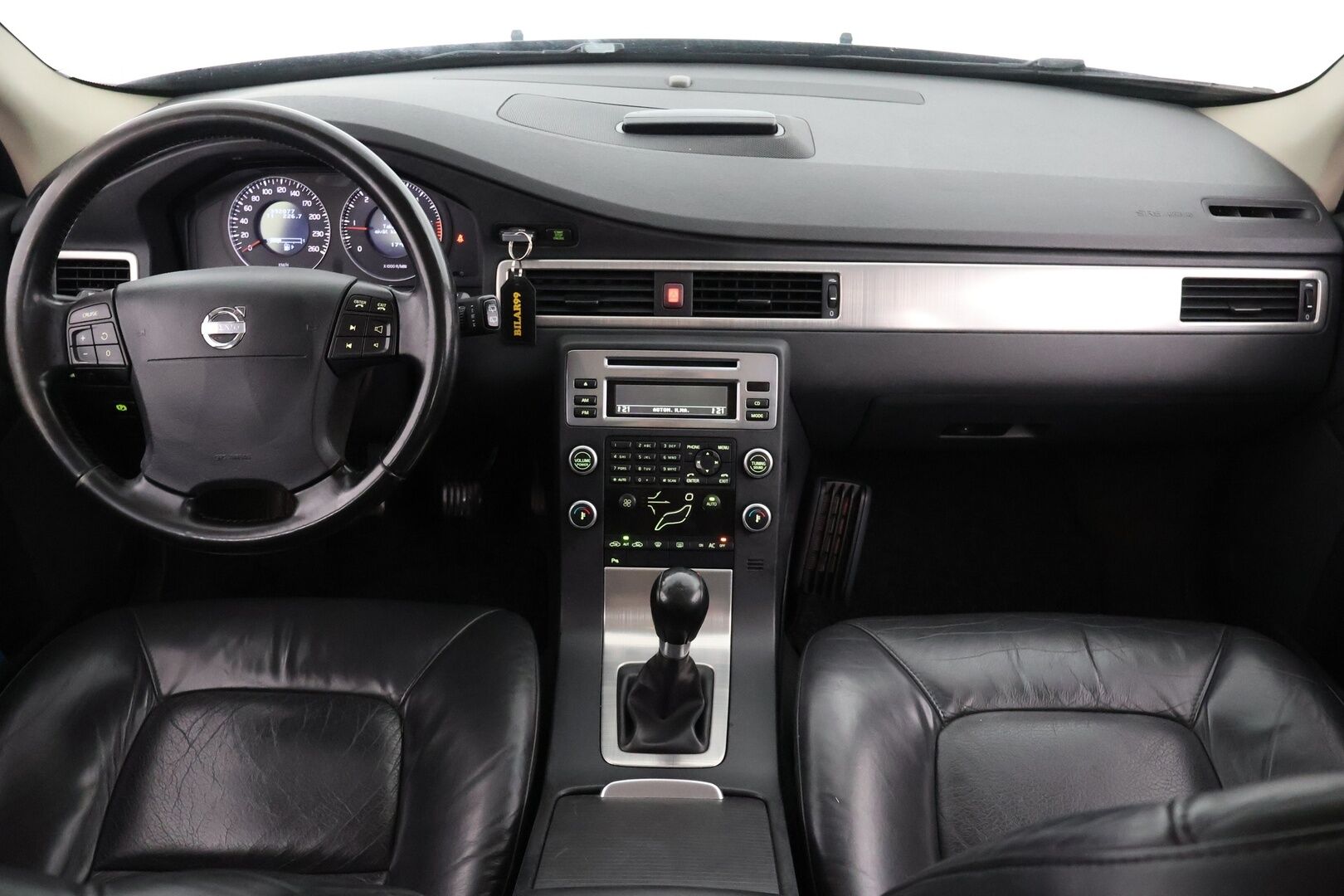 Volvo V70 2009 2,0D - YritysOutlet - Myydään vain yrityksille - – Tämä auto myydään YritysOutlet -valikoimasta vain yritykselle
