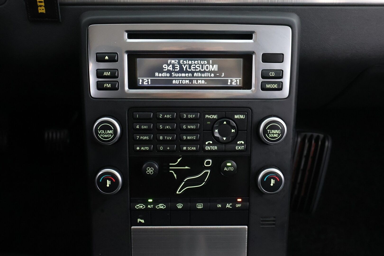 Volvo V70 2009 2,0D - YritysOutlet - Myydään vain yrityksille - – Tämä auto myydään YritysOutlet -valikoimasta vain yritykselle
