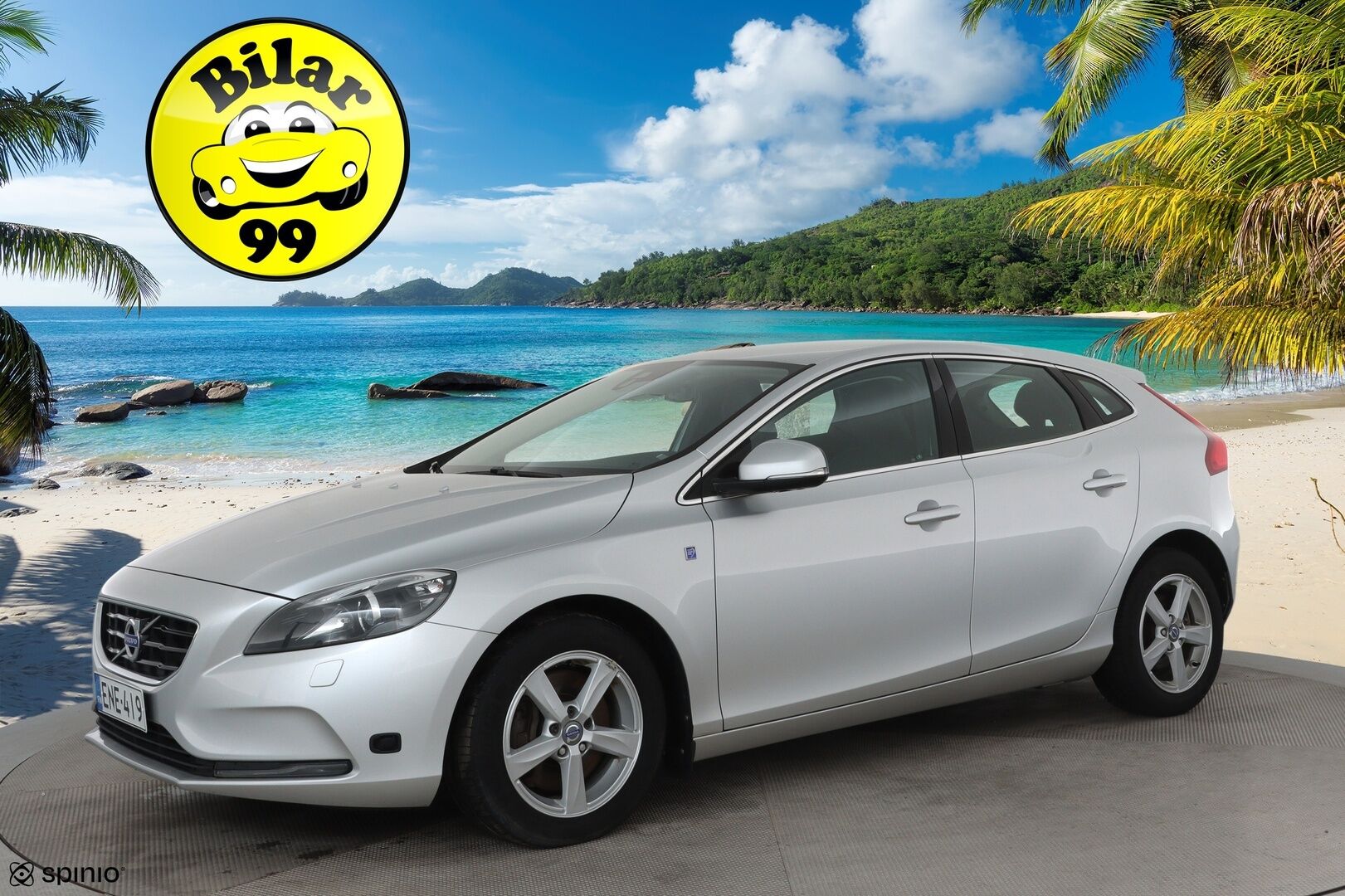 Volvo V40 2016 D4 Ocean Race Business **Webasto / Vakkari / P.tutka / Nahkapenkit / Kaarrevalot** - Suomi-auto / Kahdet renkaat aluvanteilla 