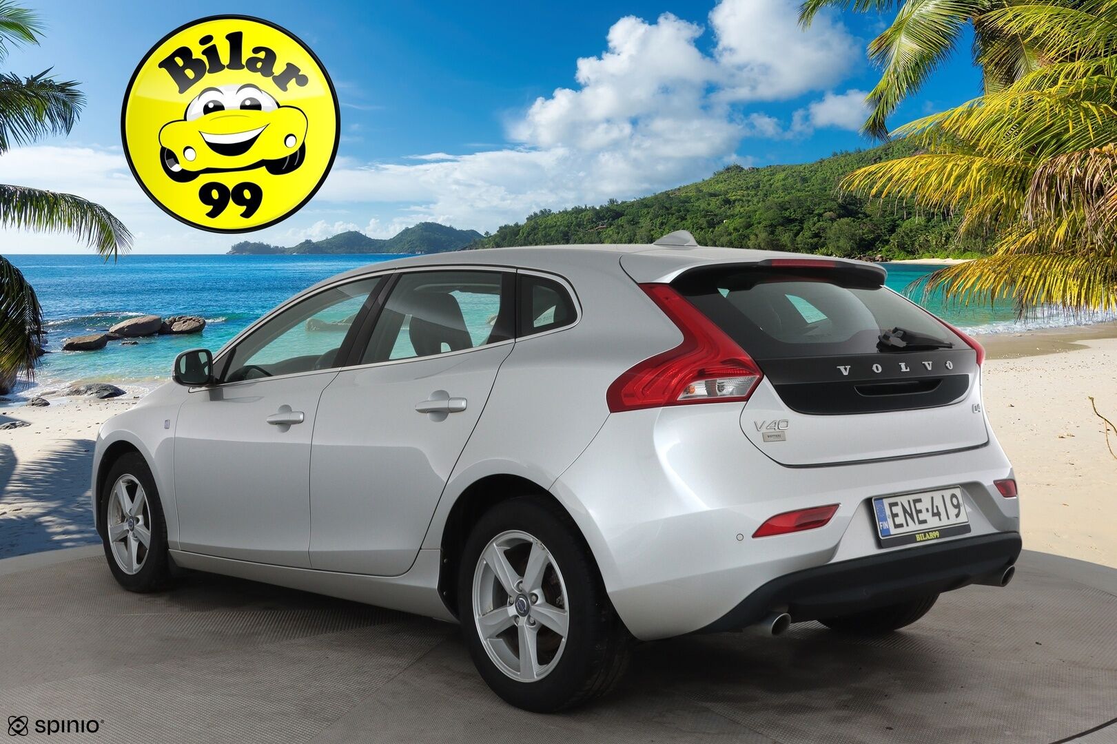 Volvo V40 2016 D4 Ocean Race Business **Webasto / Vakkari / P.tutka / Nahkapenkit / Kaarrevalot** - Suomi-auto / Kahdet renkaat aluvanteilla 