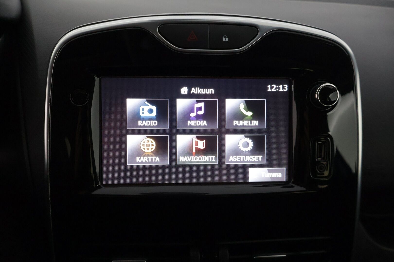 Renault Clio 2015 Energy TCe 90 GT Line * Lohkolämmitin / KeylessGo / Vakkari / Navigointi / Bluetooth * - * Hyvin huollettu Suomi-auto / GT-Line  / Taloudellinen ja ripeä *
