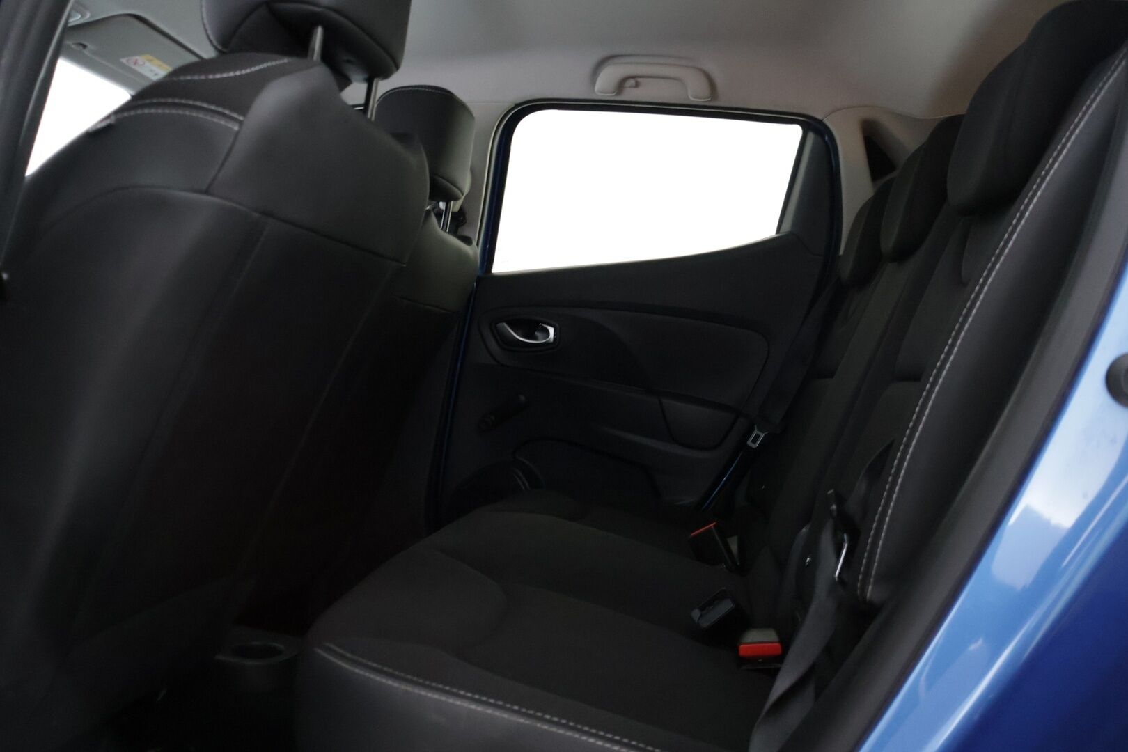 Renault Clio 2015 Energy TCe 90 GT Line * Lohkolämmitin / KeylessGo / Vakkari / Navigointi / Bluetooth * - * Hyvin huollettu Suomi-auto / GT-Line  / Taloudellinen ja ripeä *