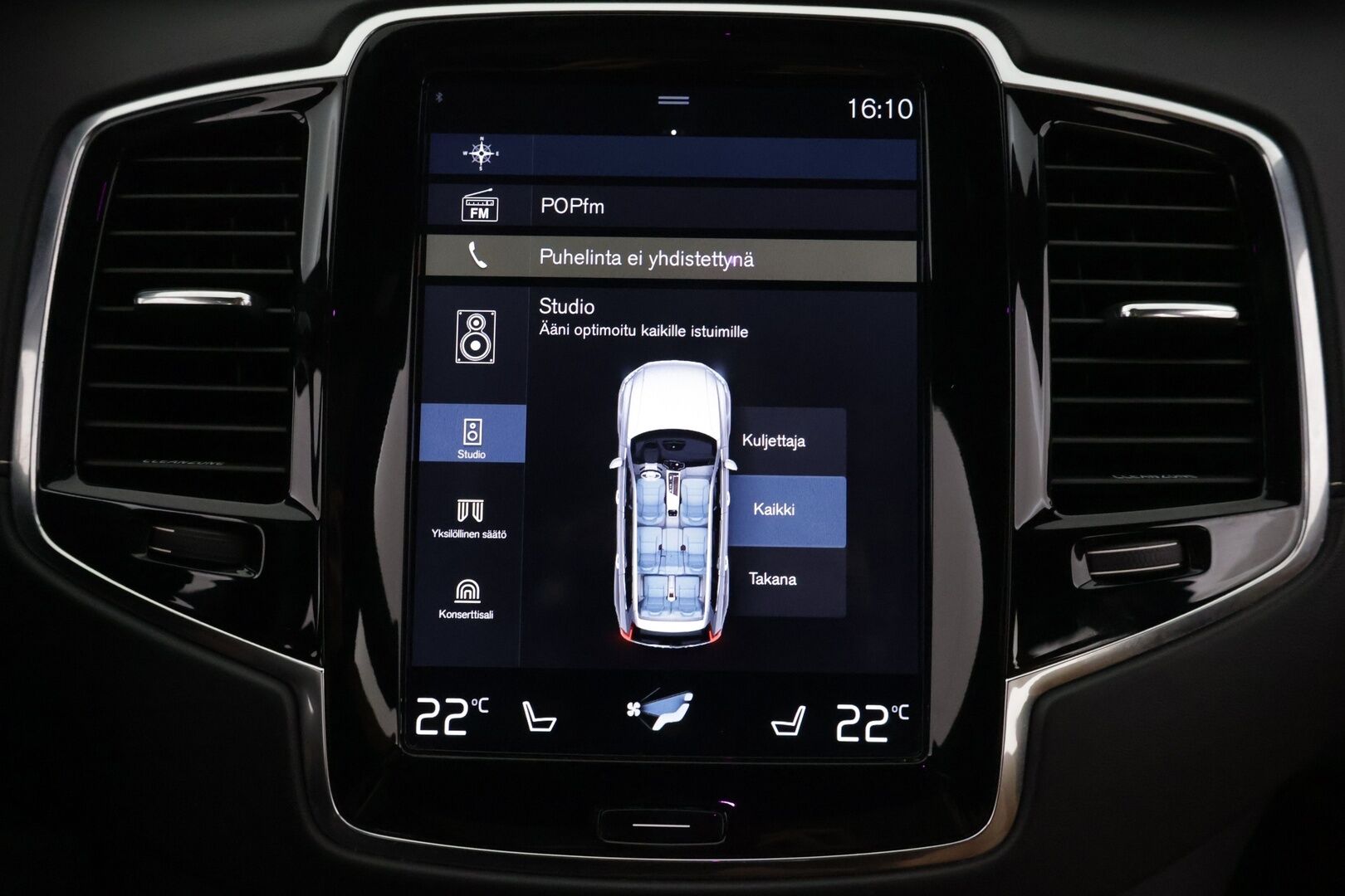 Volvo XC90 2016 D5 AWD First Edition aut *HUD / 360 / KOUKKU / ILMASTOIDUT JA HIEROVAT / PANORAMA / 7P / BOWER & WILKINS* - *Suomi-auto / Häikäisevät Varusteet / Hyvin Huollettu!*